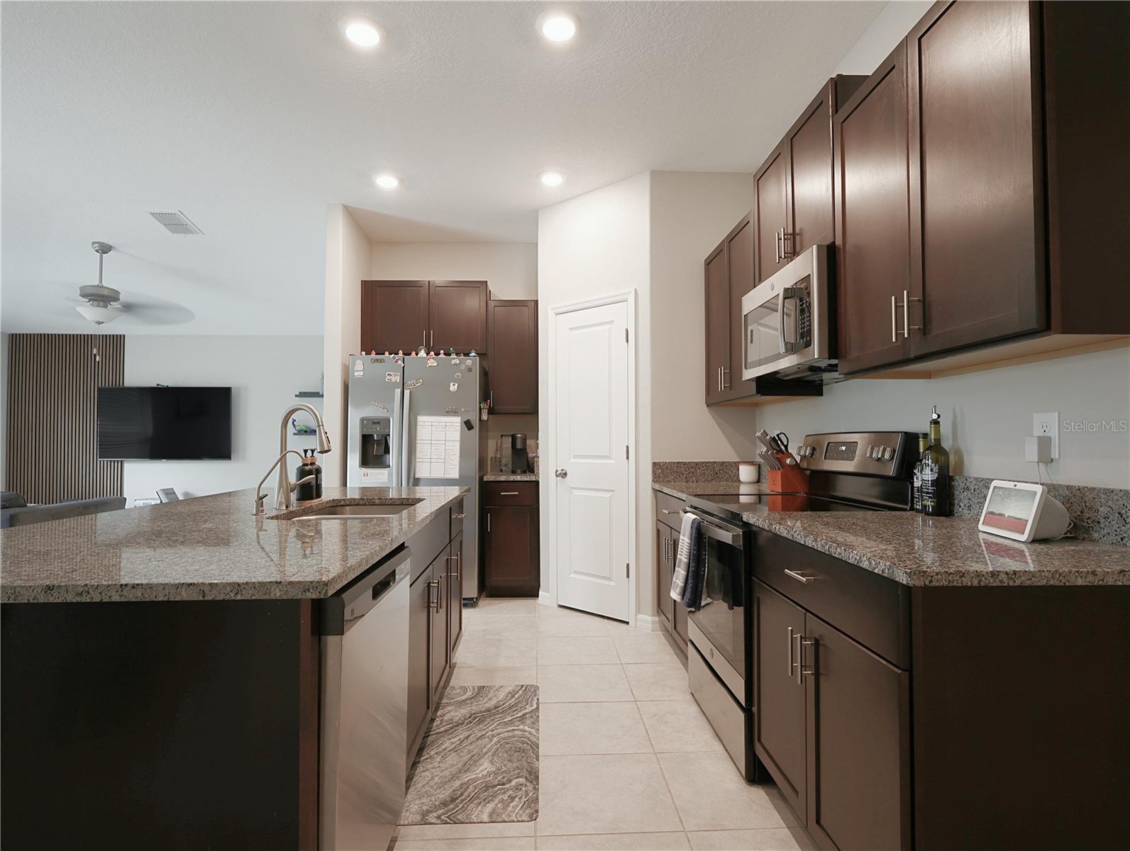 1983 FAN ALOE WAY, RUSKIN, FL, 33570