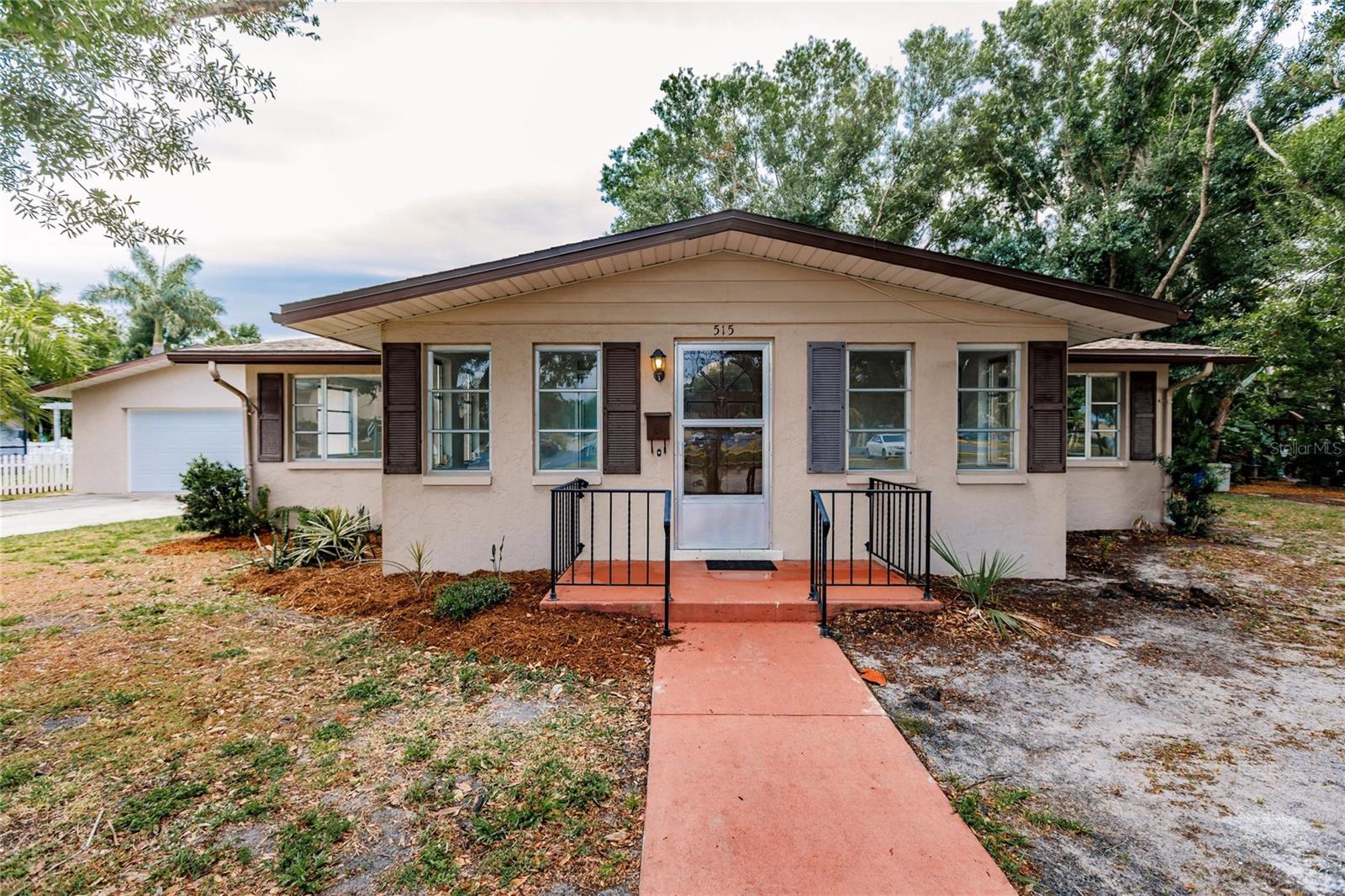 515 W OLYMPIA AVE, PUNTA GORDA, FL, 33950
