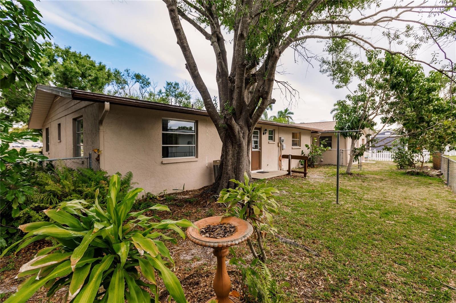 515 W OLYMPIA AVE, PUNTA GORDA, FL, 33950
