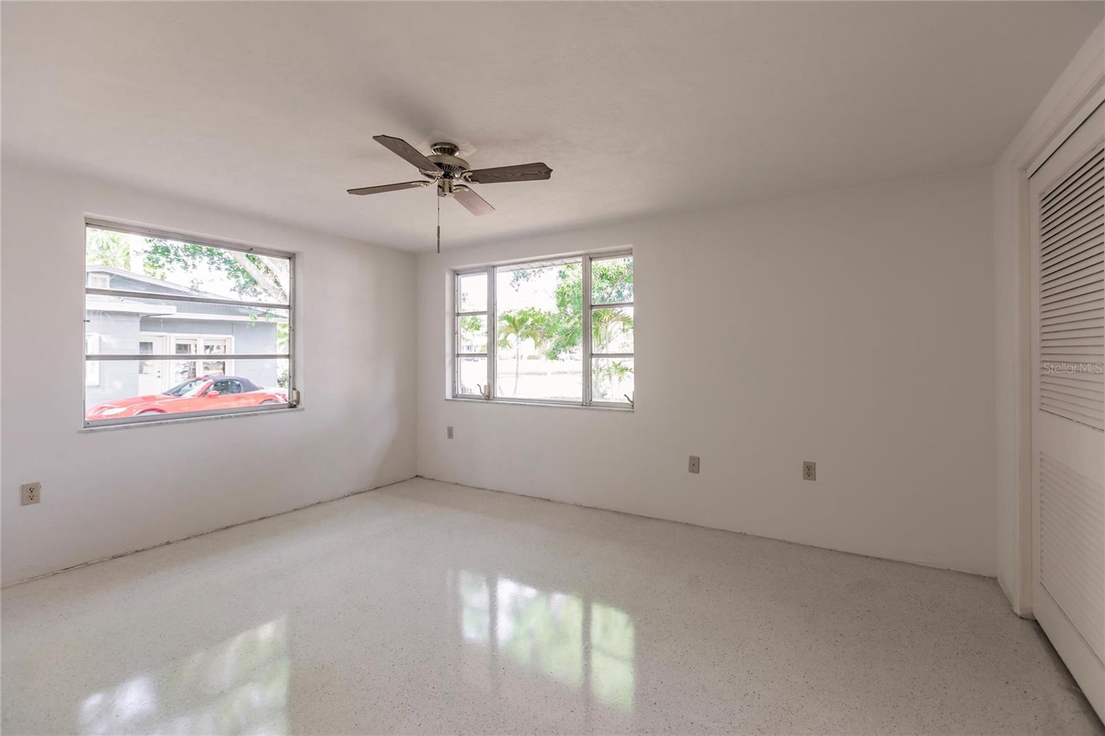 515 W OLYMPIA AVE, PUNTA GORDA, FL, 33950