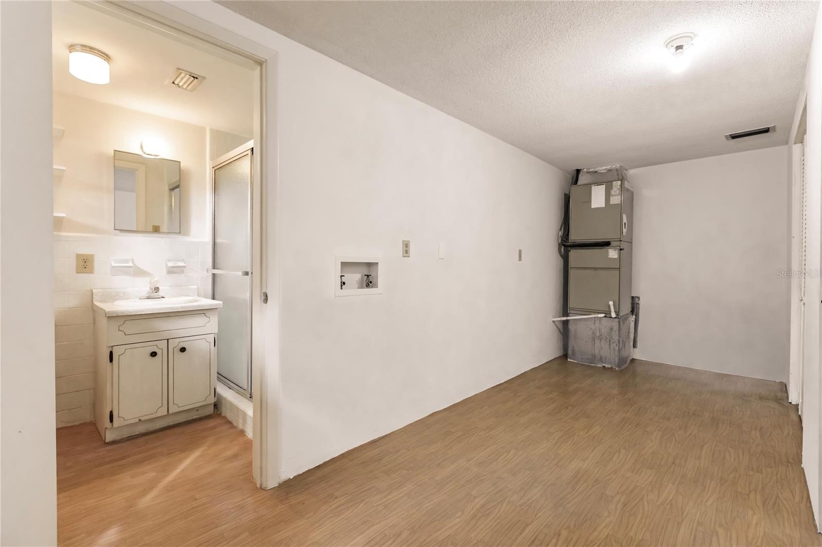 515 W OLYMPIA AVE, PUNTA GORDA, FL, 33950
