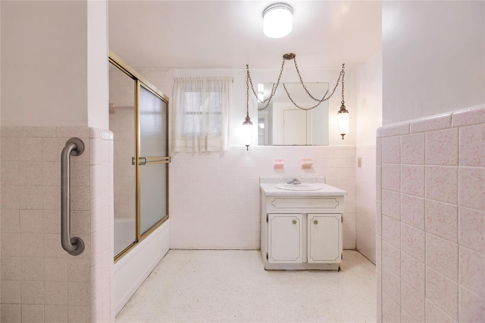 515 W OLYMPIA AVE, PUNTA GORDA, FL, 33950
