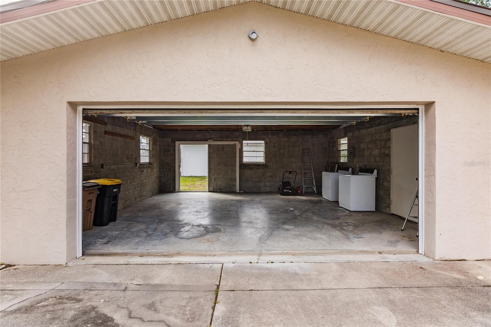 515 W OLYMPIA AVE, PUNTA GORDA, FL, 33950