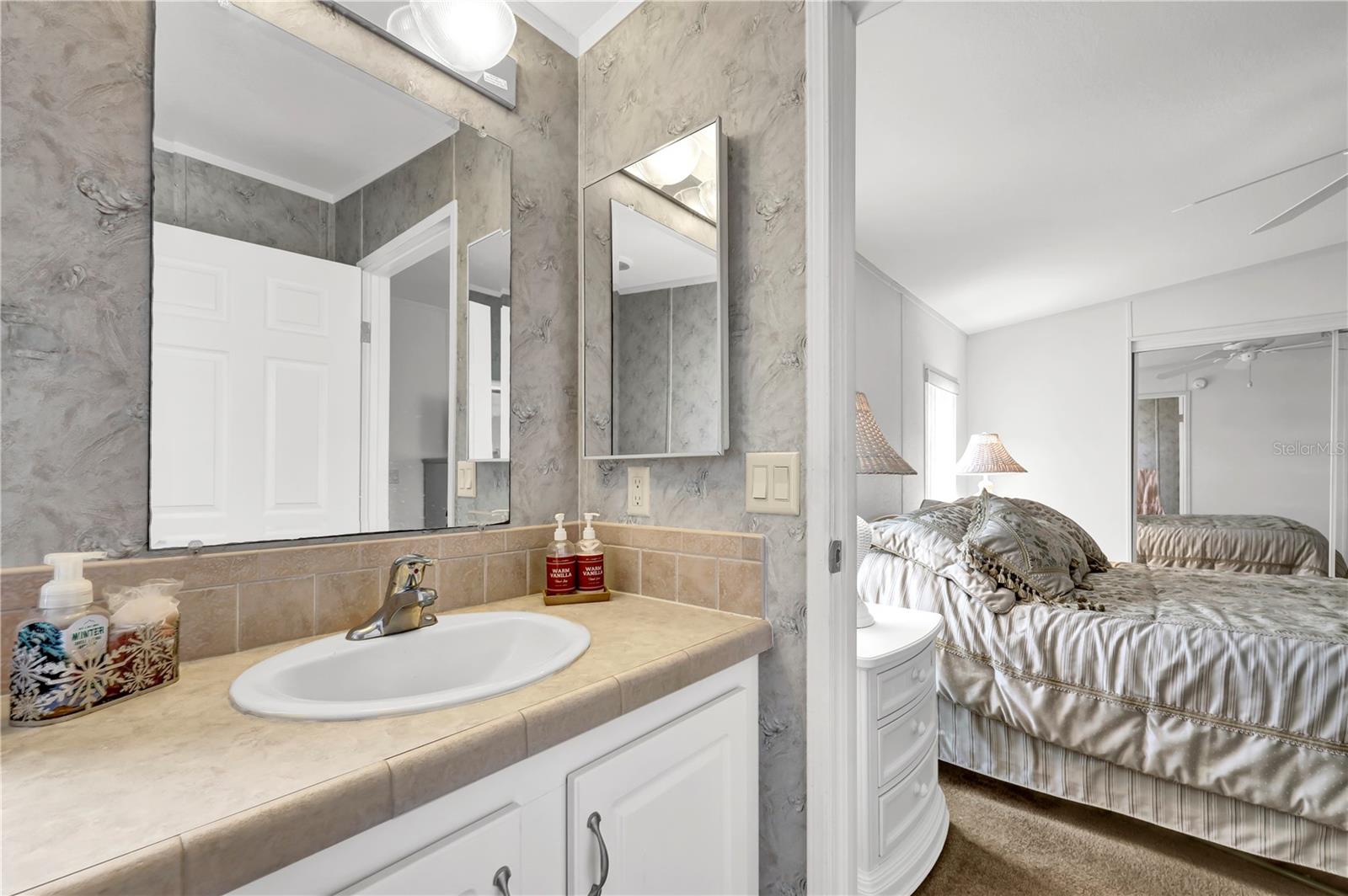 2100 KINGS HWY #664, PORT CHARLOTTE, FL, 33980