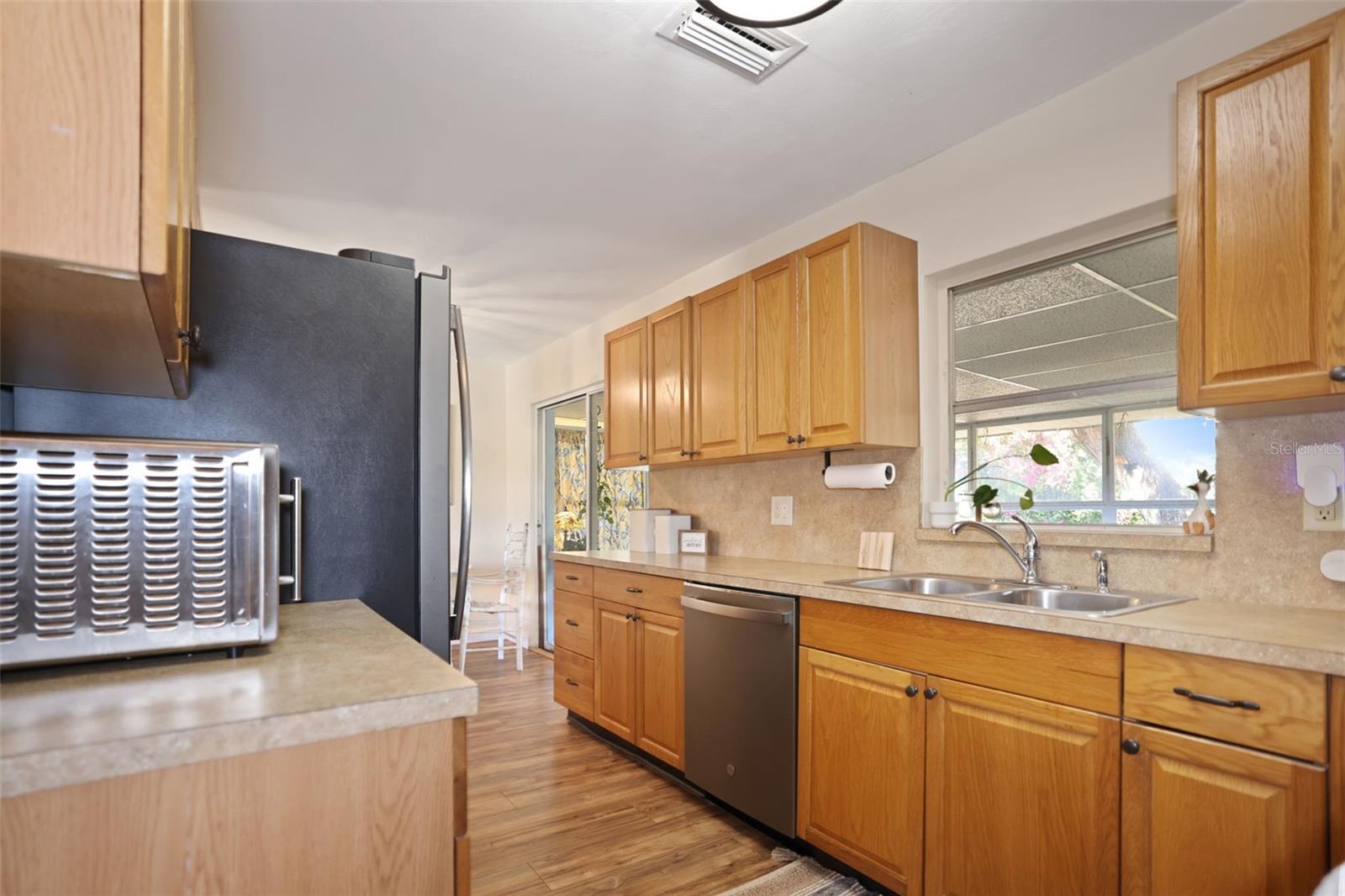 5301 16TH AVE N, ST PETERSBURG, FL, 33710