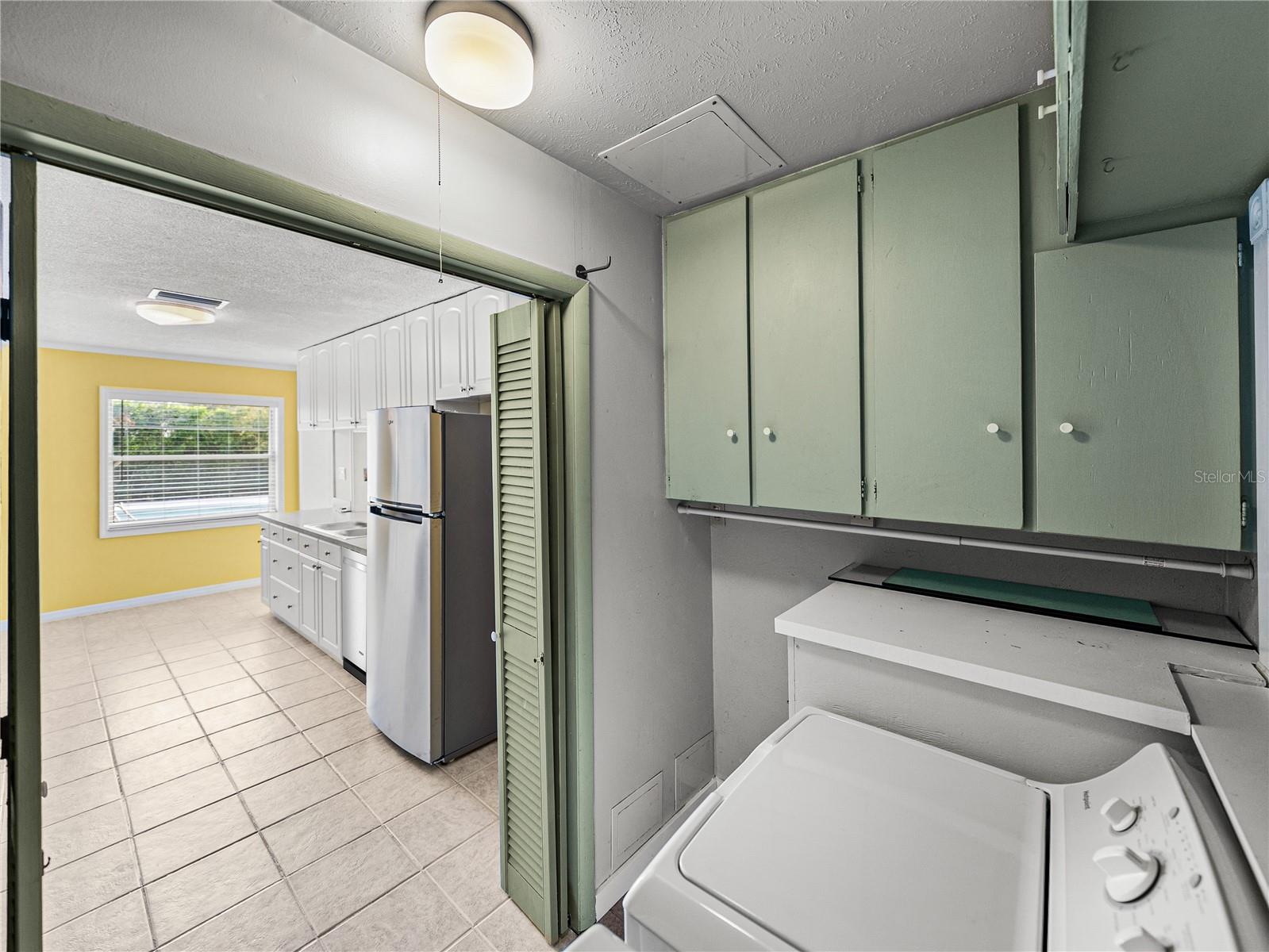 4608 S SHAMROCK RD, TAMPA, FL, 33611