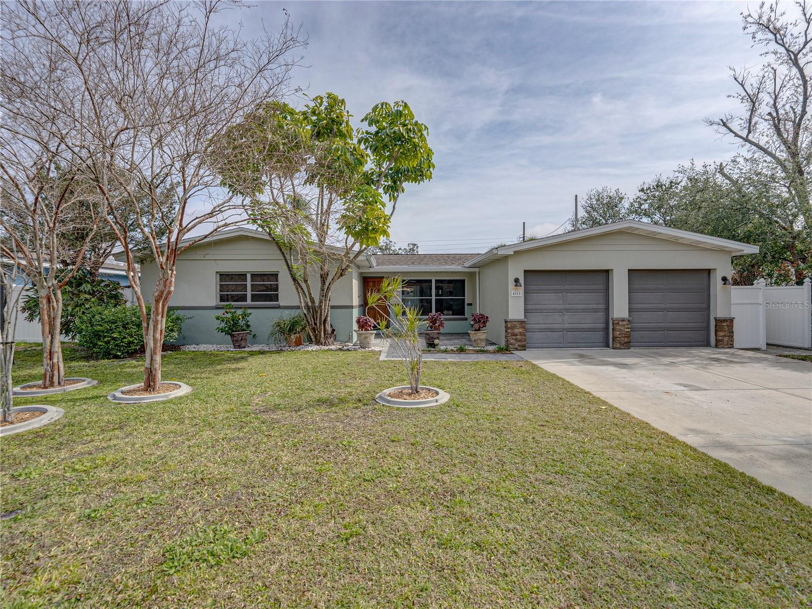 4608 S SHAMROCK RD, TAMPA, FL, 33611