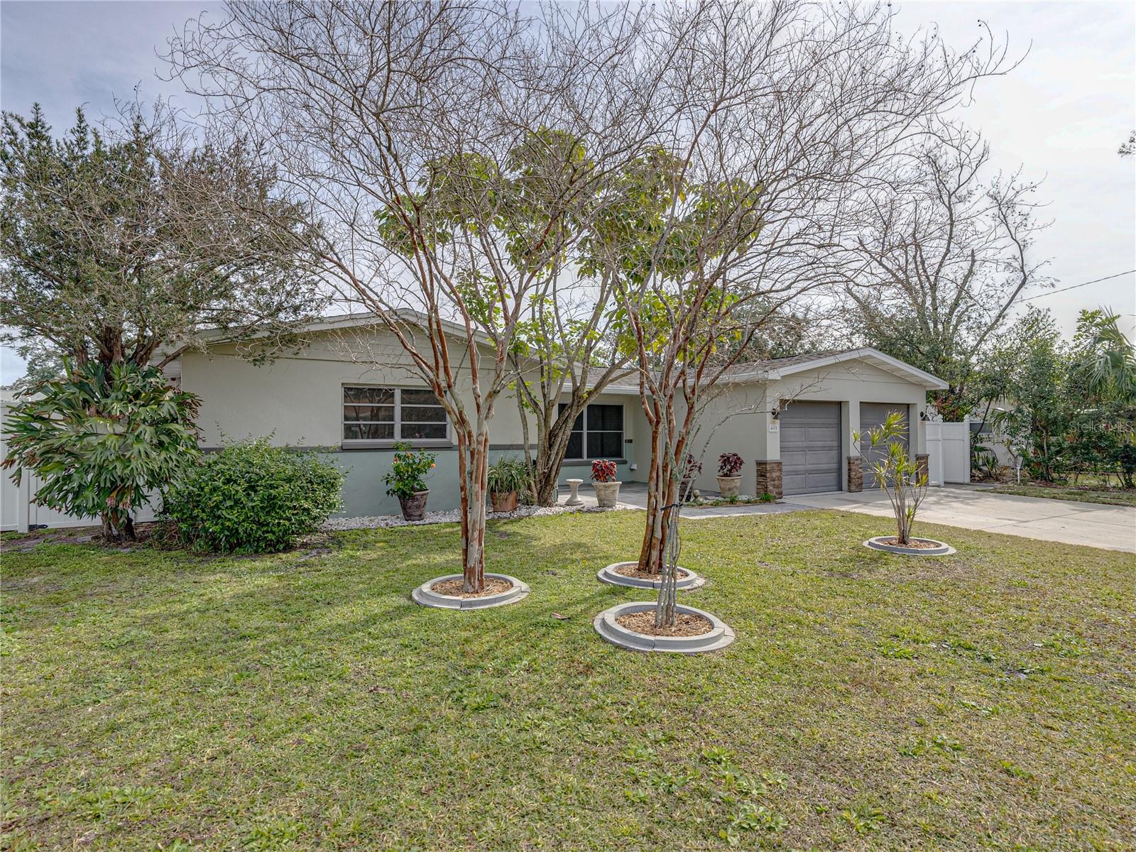 4608 S SHAMROCK RD, TAMPA, FL, 33611