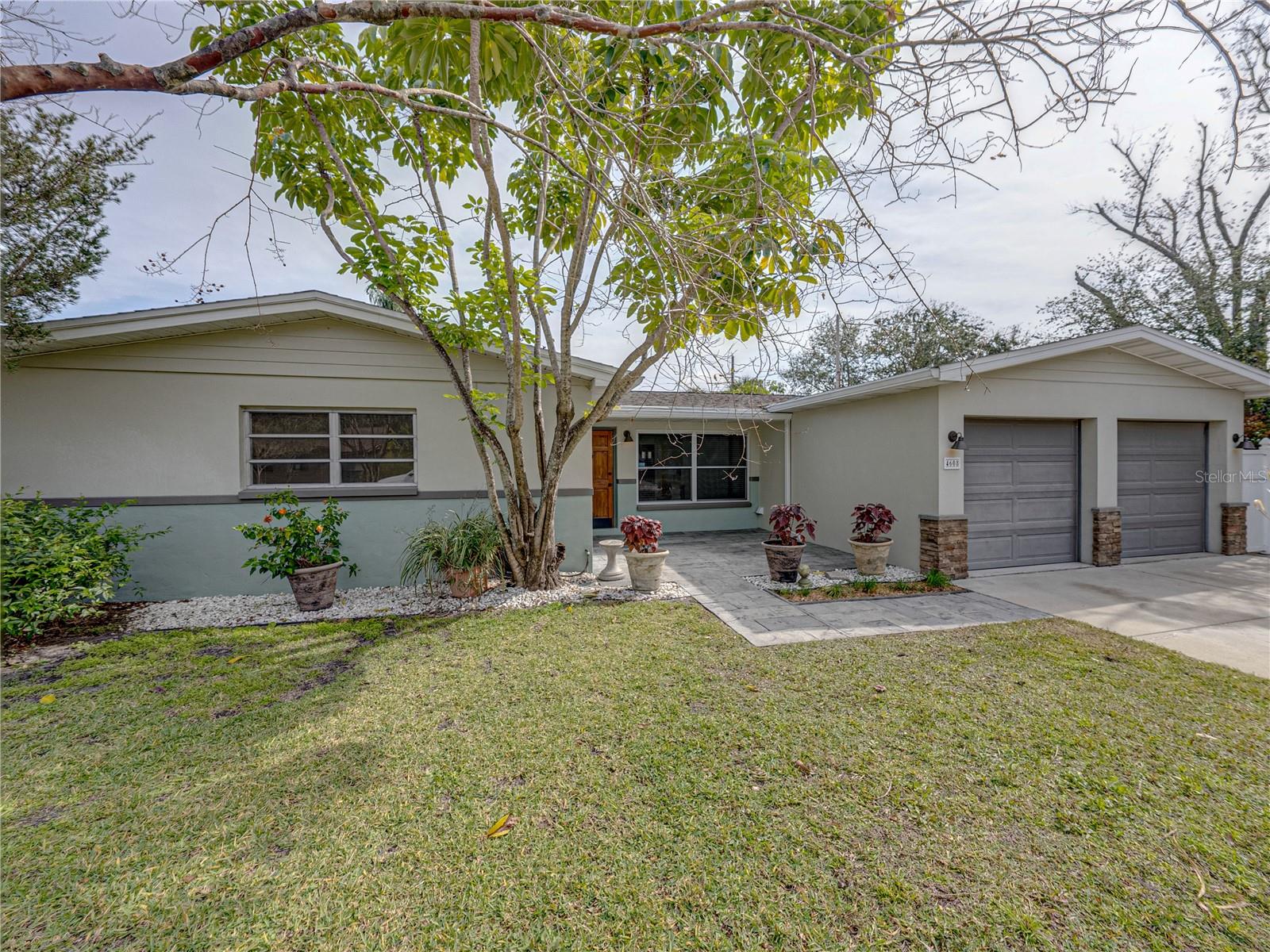 4608 S SHAMROCK RD, TAMPA, FL, 33611