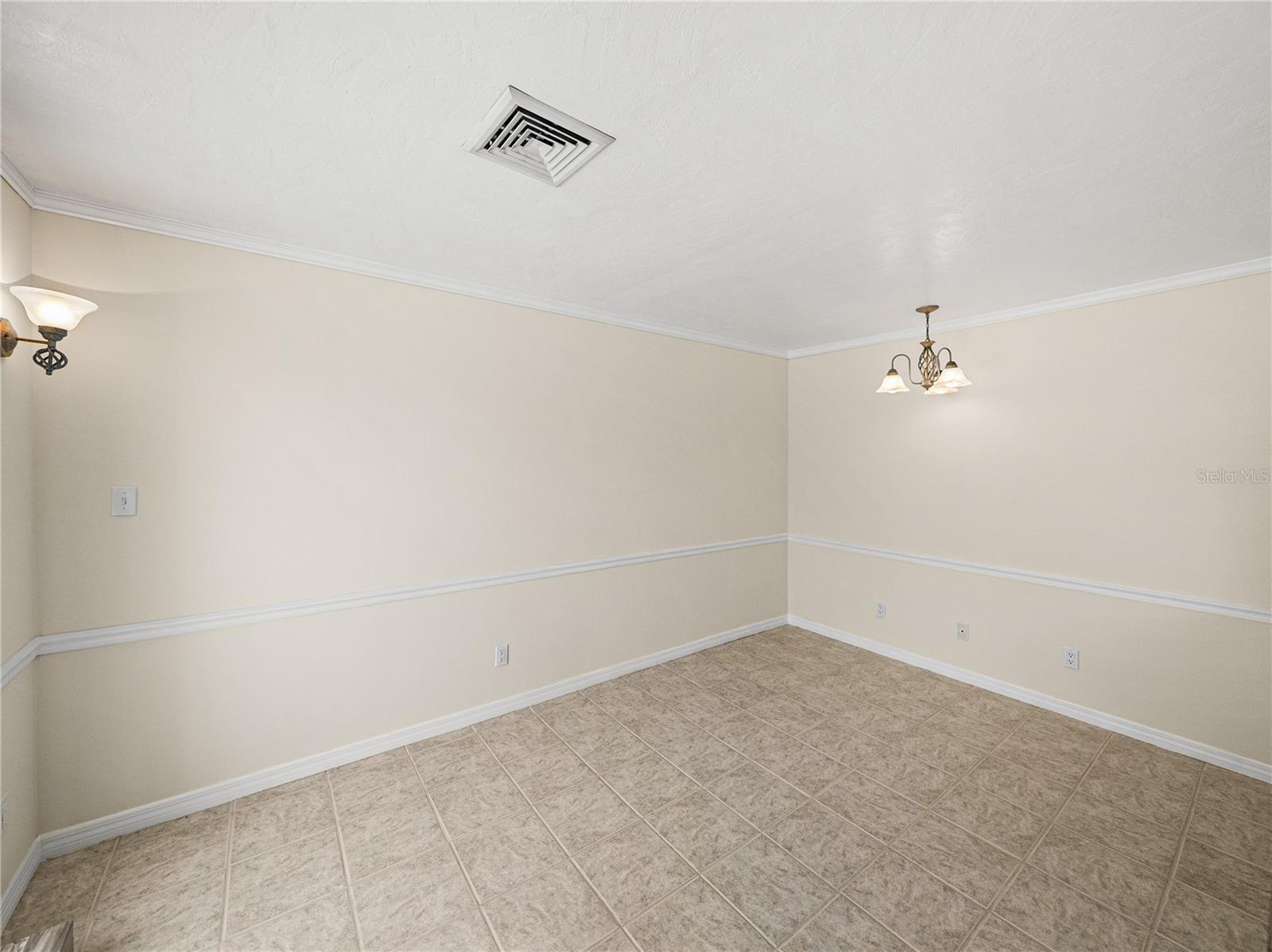 4608 S SHAMROCK RD, TAMPA, FL, 33611