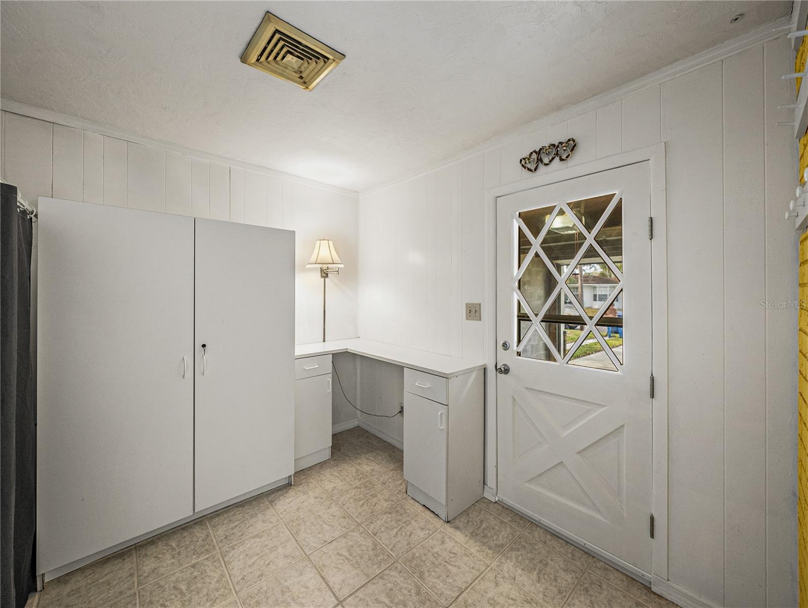 4608 S SHAMROCK RD, TAMPA, FL, 33611