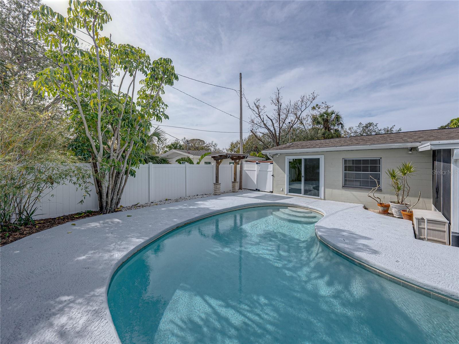 4608 S SHAMROCK RD, TAMPA, FL, 33611