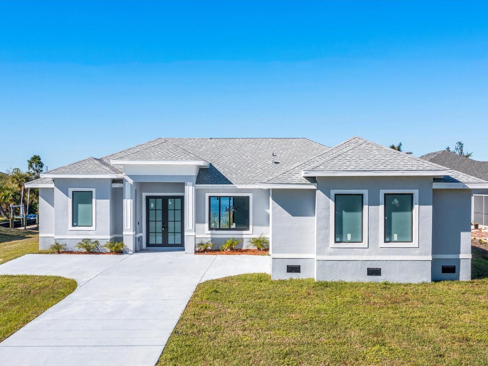 10489 ST PAUL DR, PORT CHARLOTTE, FL, 33981