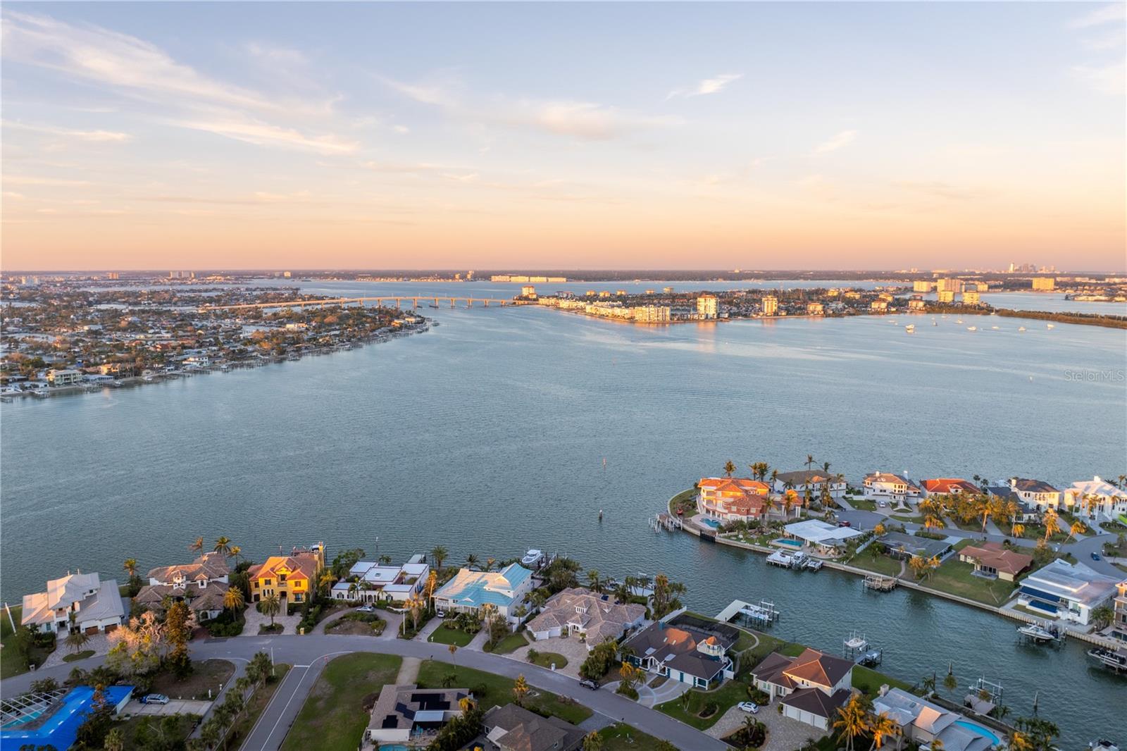 259 6TH AVE N, TIERRA VERDE, FL, 33715