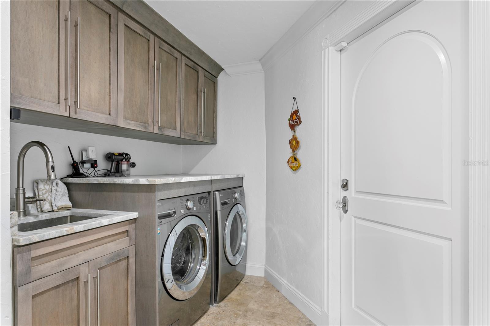 259 6TH AVE N, TIERRA VERDE, FL, 33715