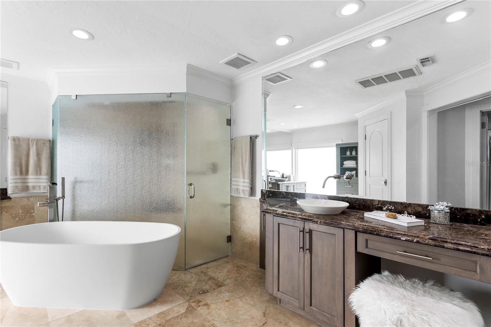 259 6TH AVE N, TIERRA VERDE, FL, 33715
