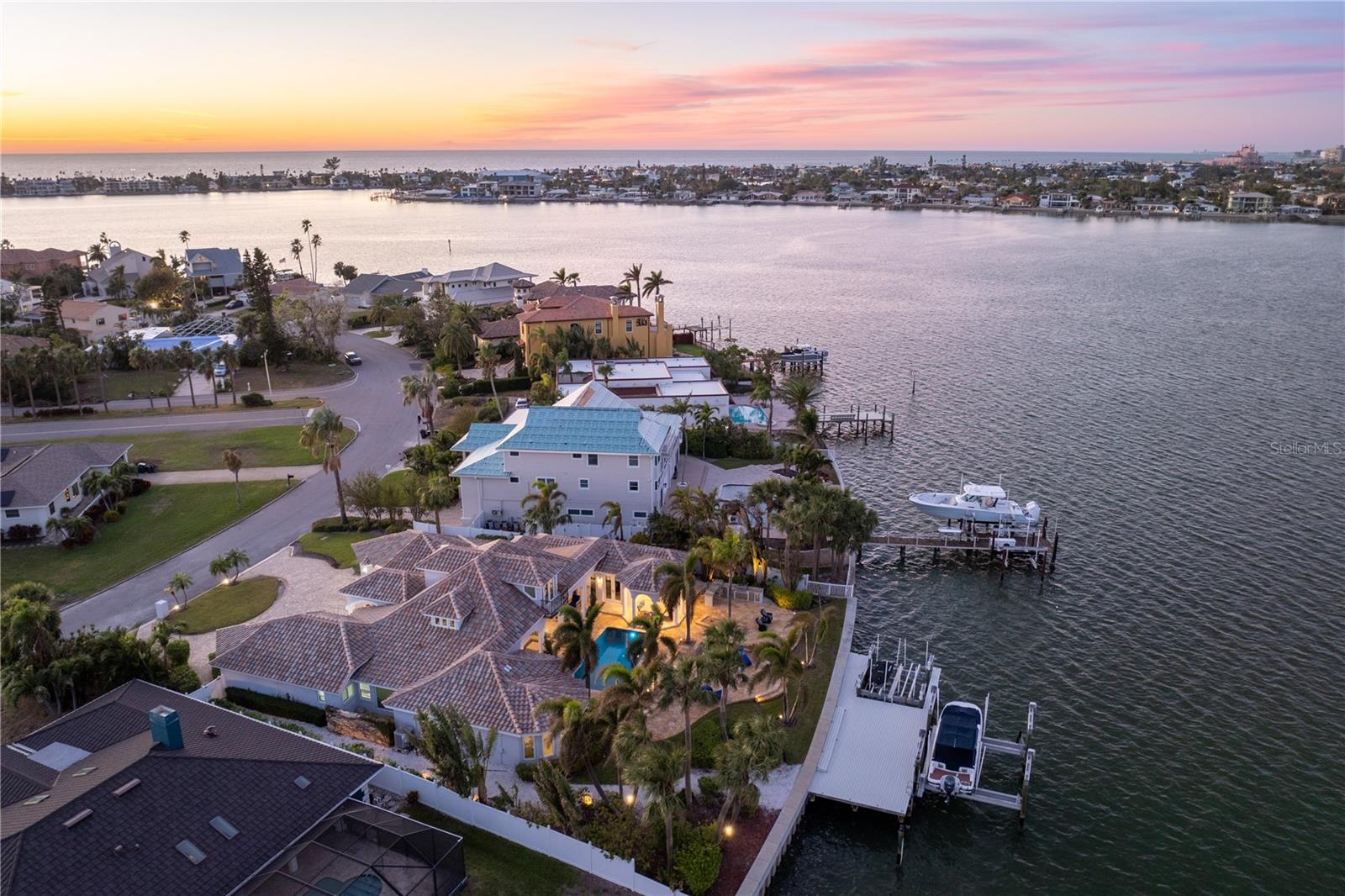 259 6TH AVE N, TIERRA VERDE, FL, 33715