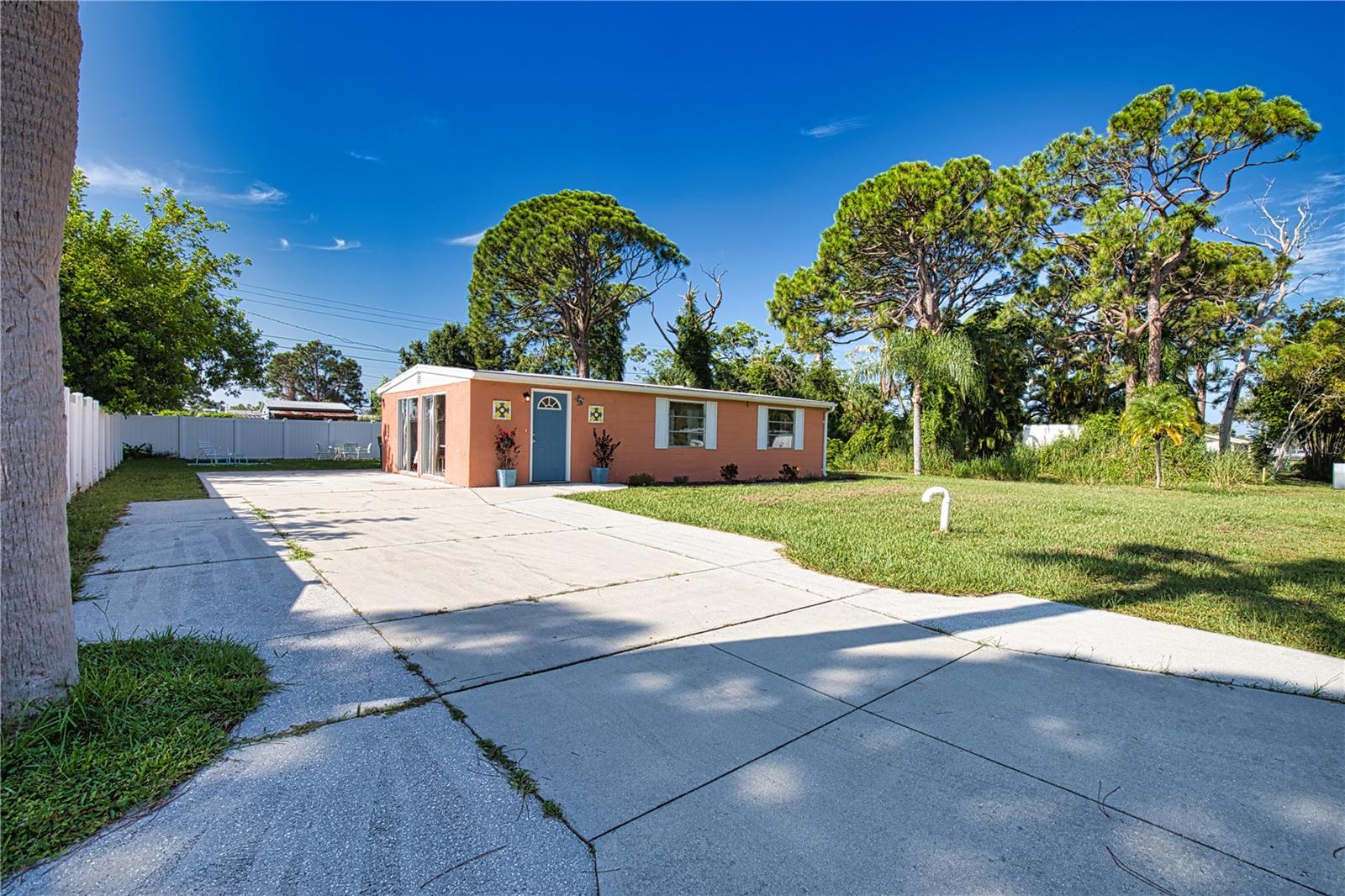 1605 PHILLIP PL, ENGLEWOOD, FL, 34223