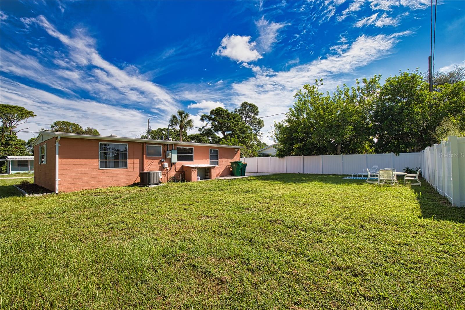 1605 PHILLIP PL, ENGLEWOOD, FL, 34223