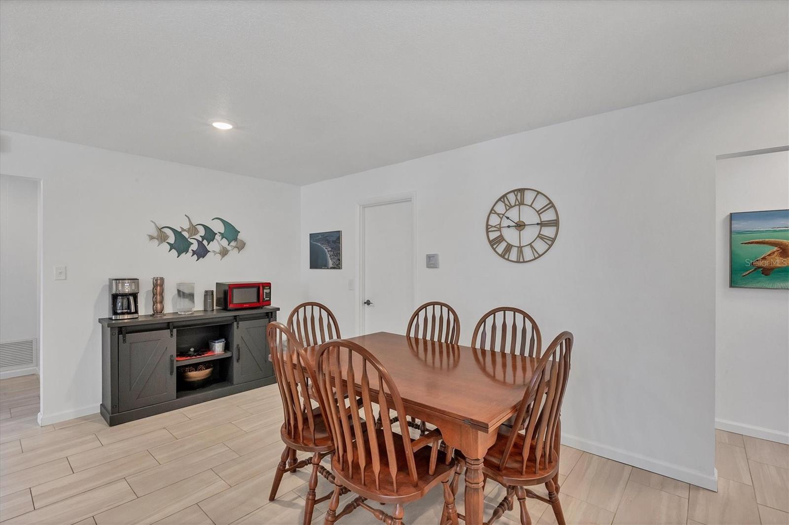 2410 CASS ST, SARASOTA, FL, 34231