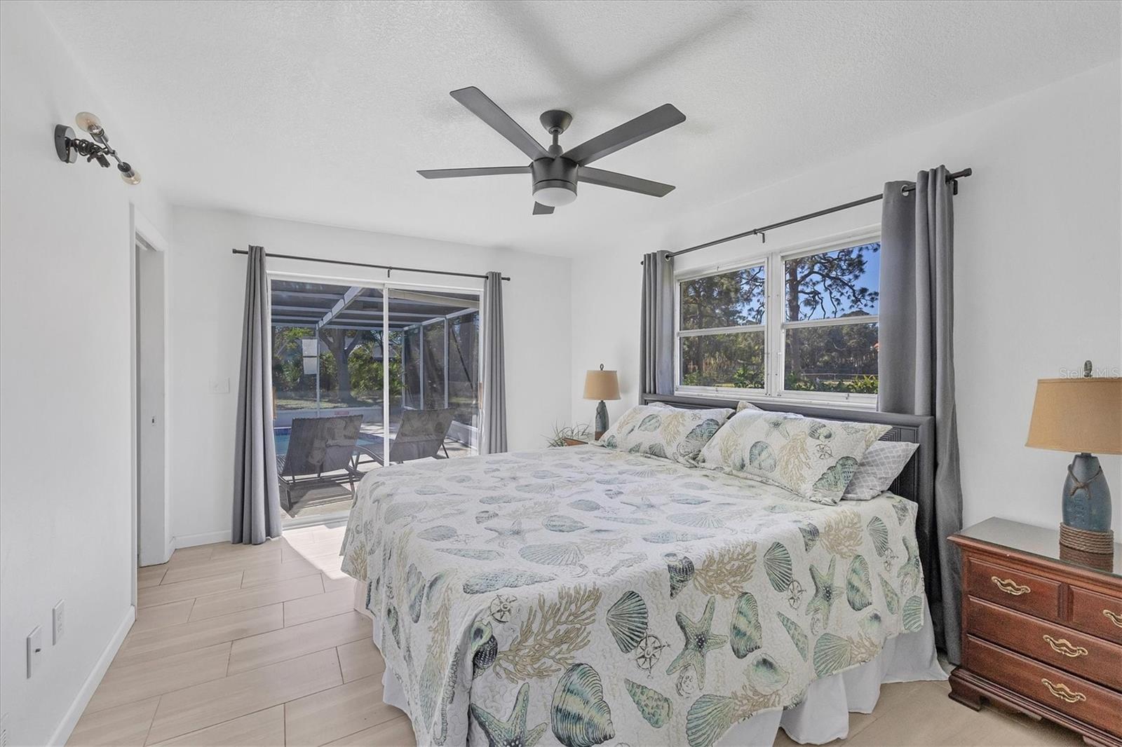 2410 CASS ST, SARASOTA, FL, 34231