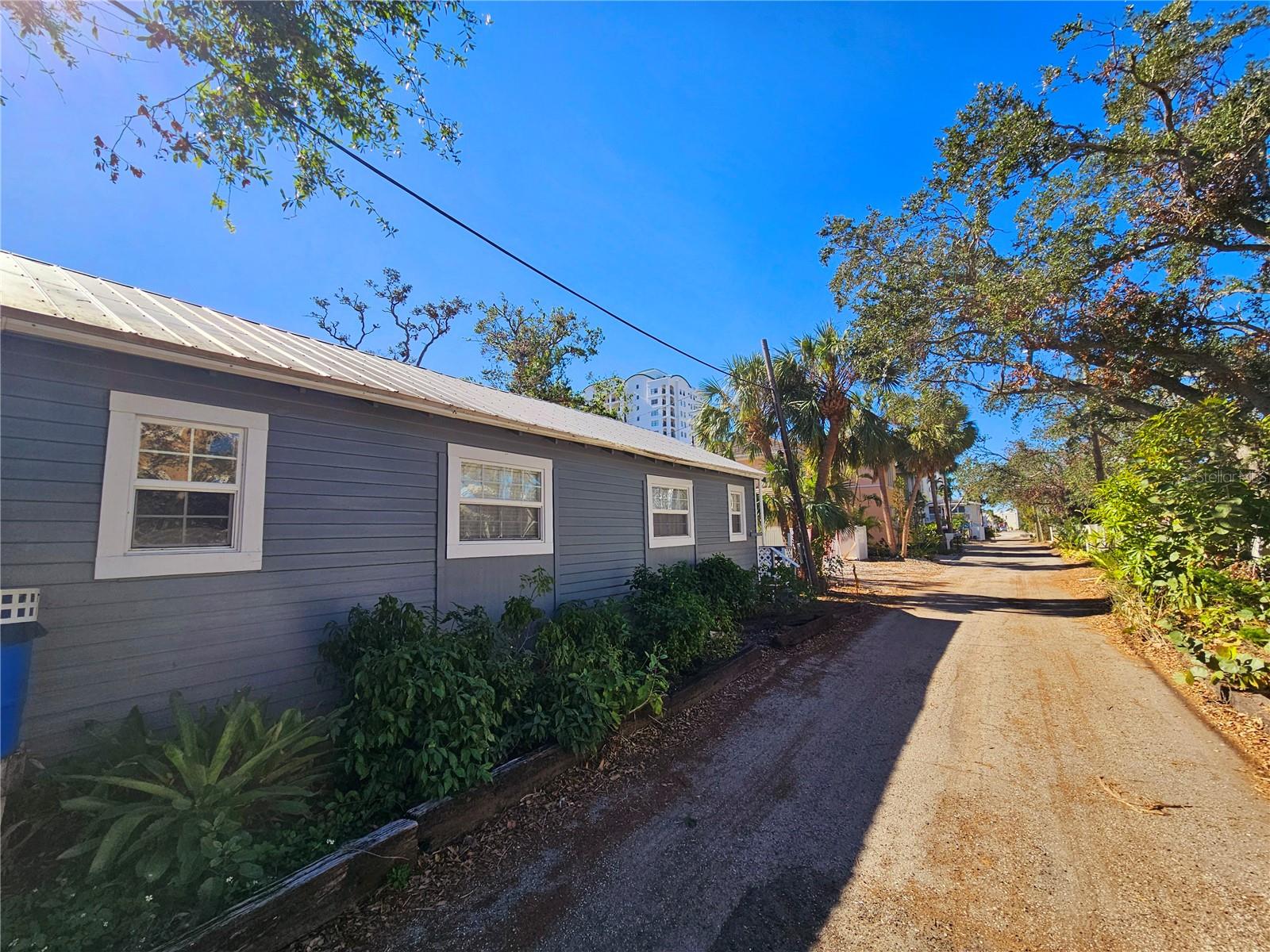1667 LAUREL ST, SARASOTA, FL, 34236
