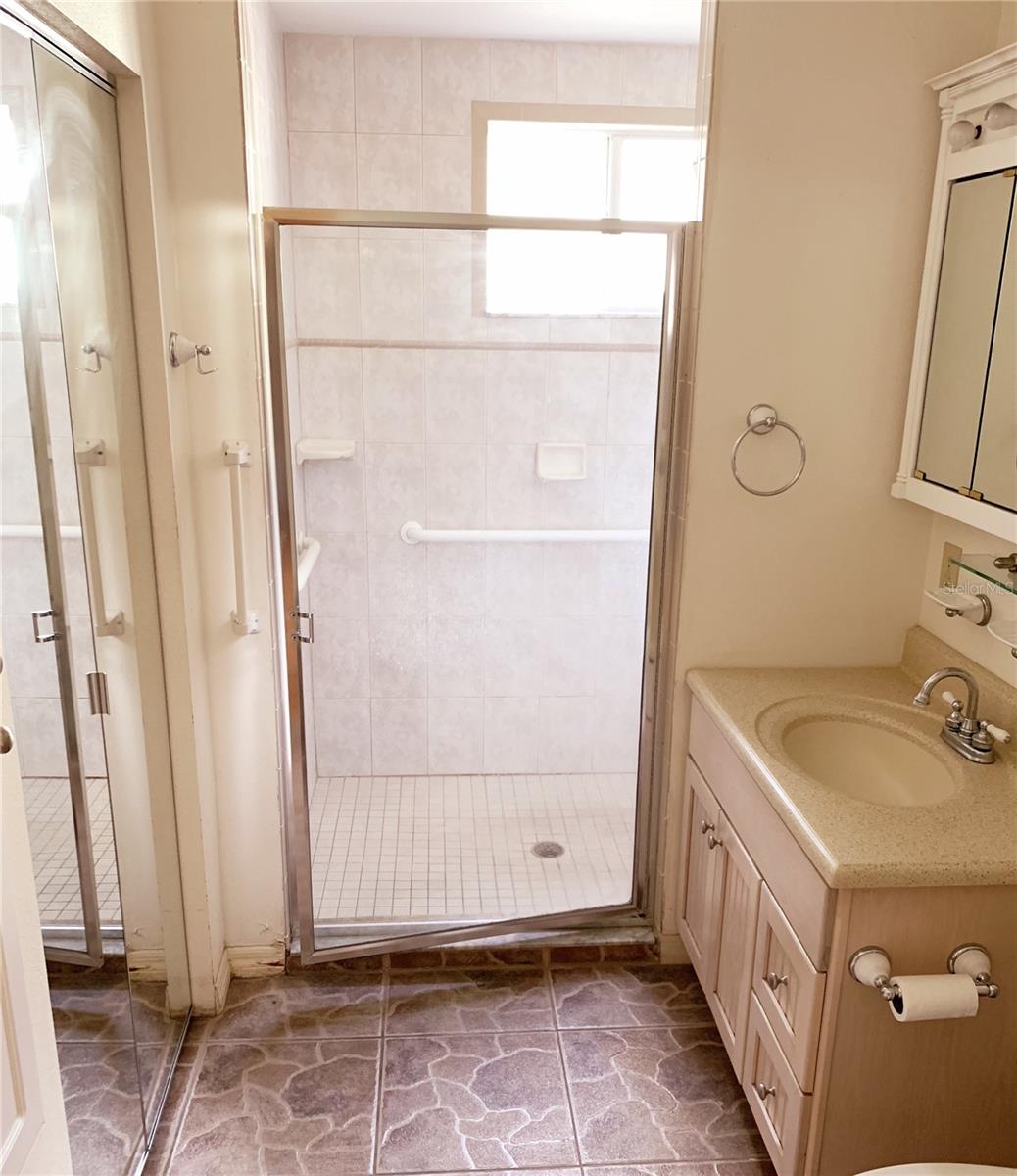 1667 LAUREL ST, SARASOTA, FL, 34236