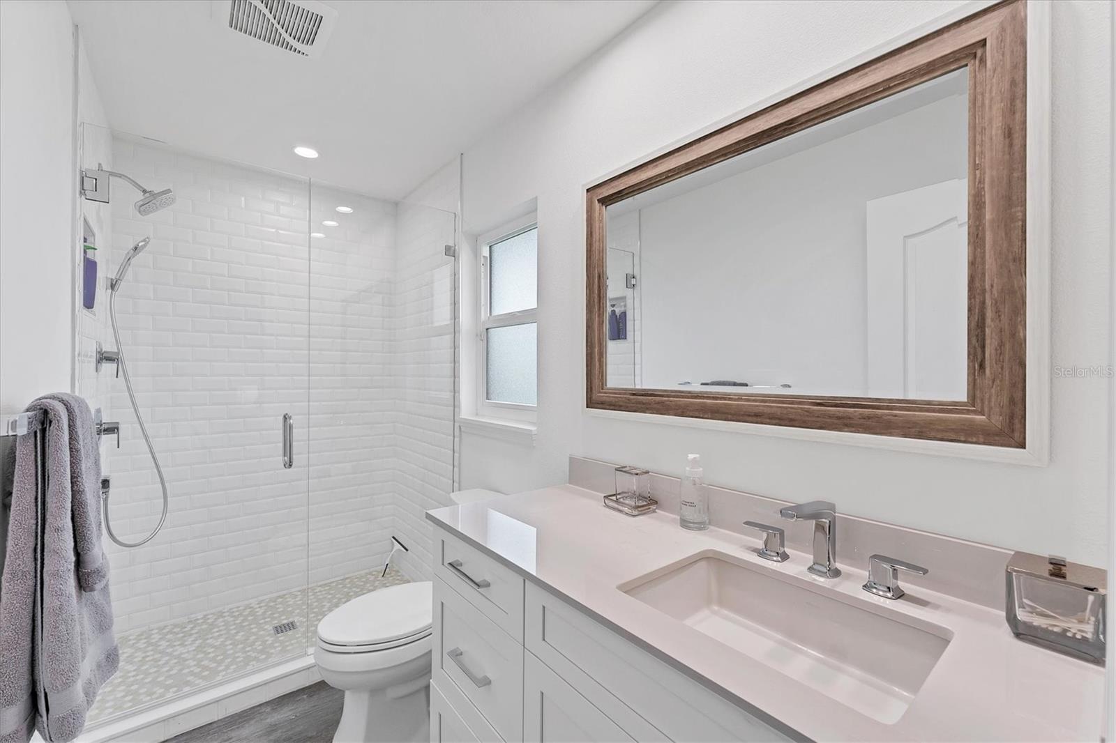 A4631221 Property Photo