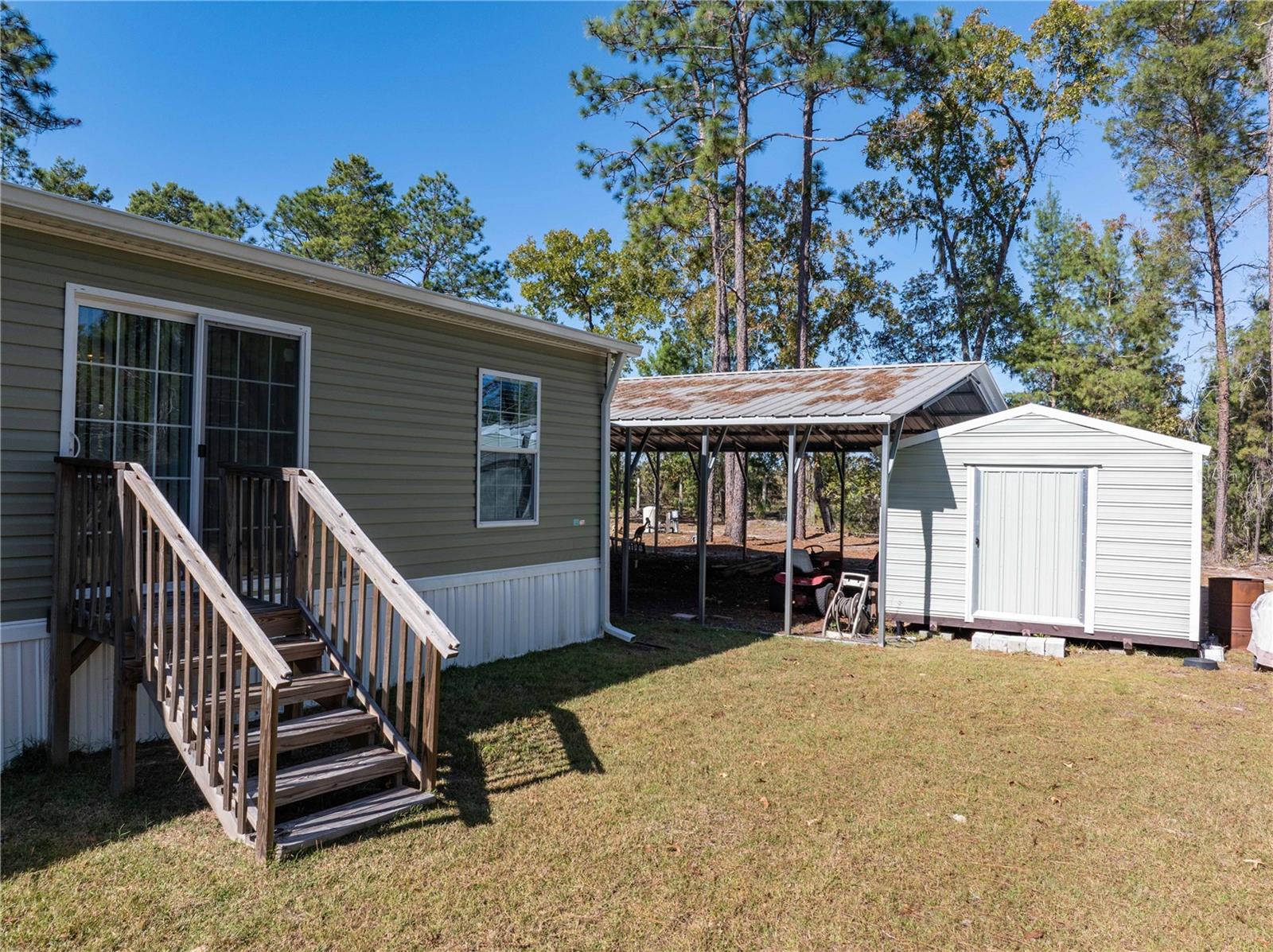 221 MAGNOLIA RD, HAWTHORNE, FL, 32640