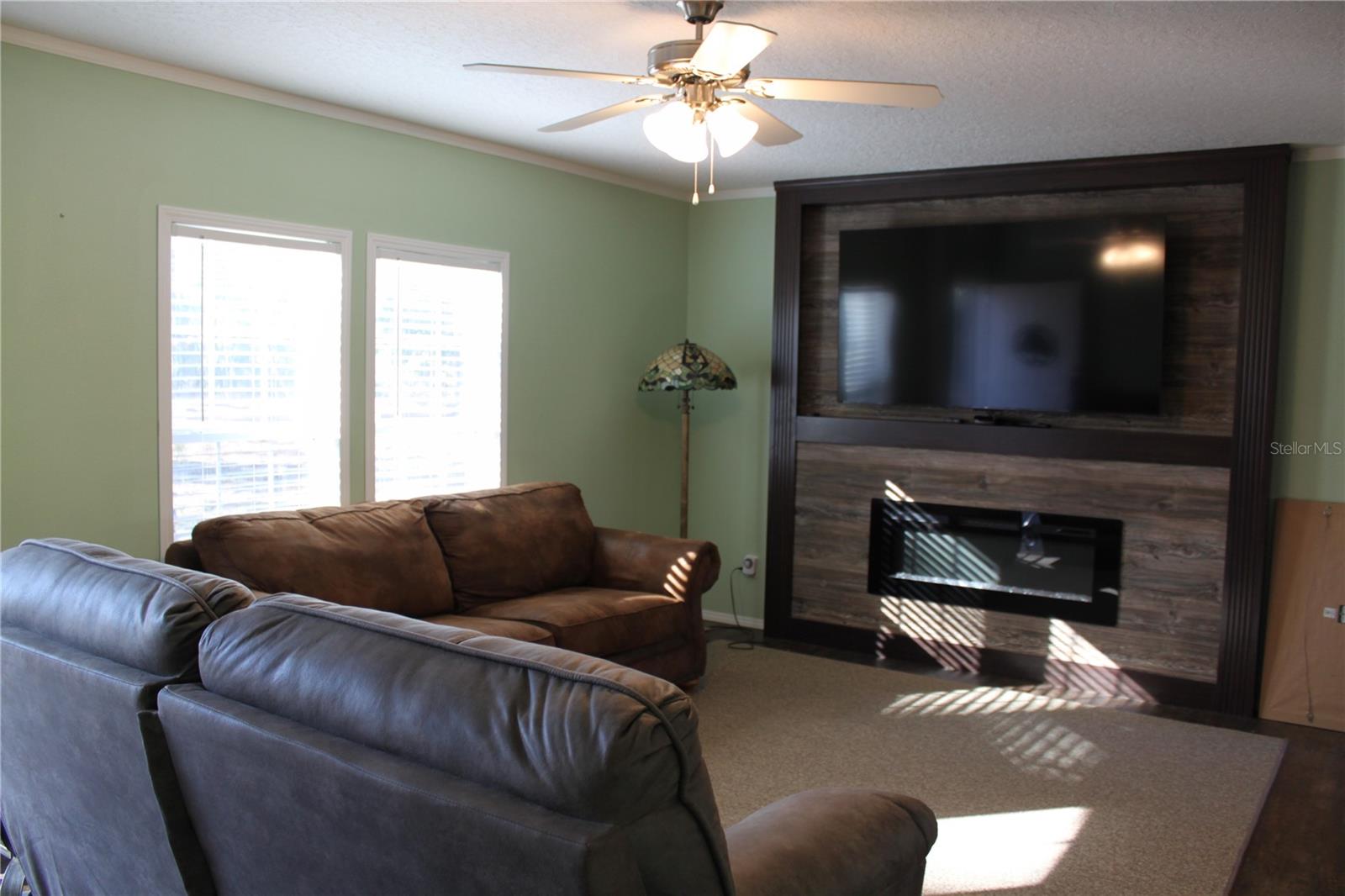 221 MAGNOLIA RD, HAWTHORNE, FL, 32640