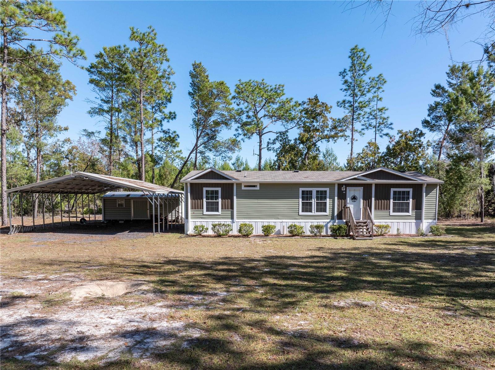 221 MAGNOLIA RD, HAWTHORNE, FL, 32640