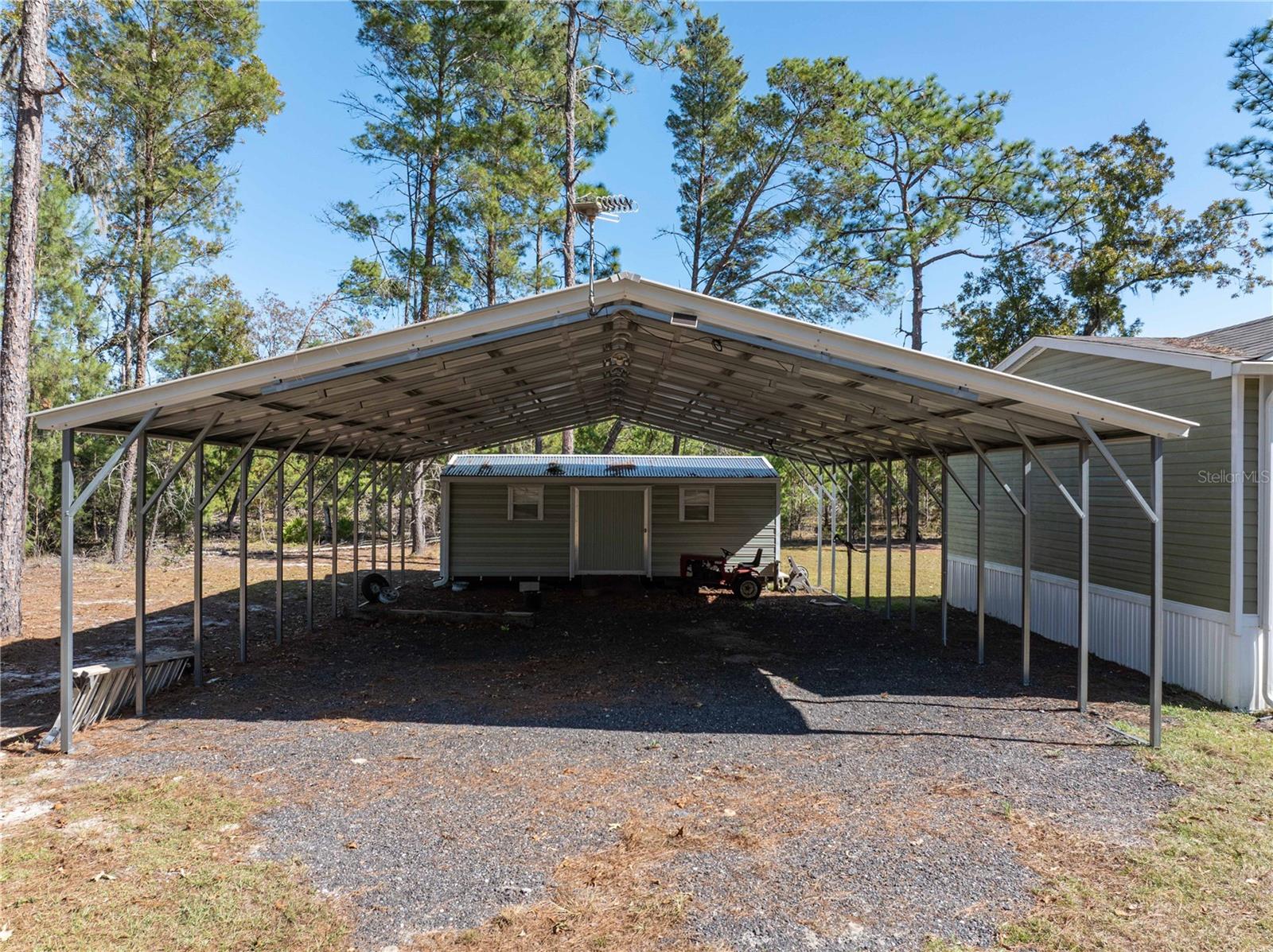 221 MAGNOLIA RD, HAWTHORNE, FL, 32640