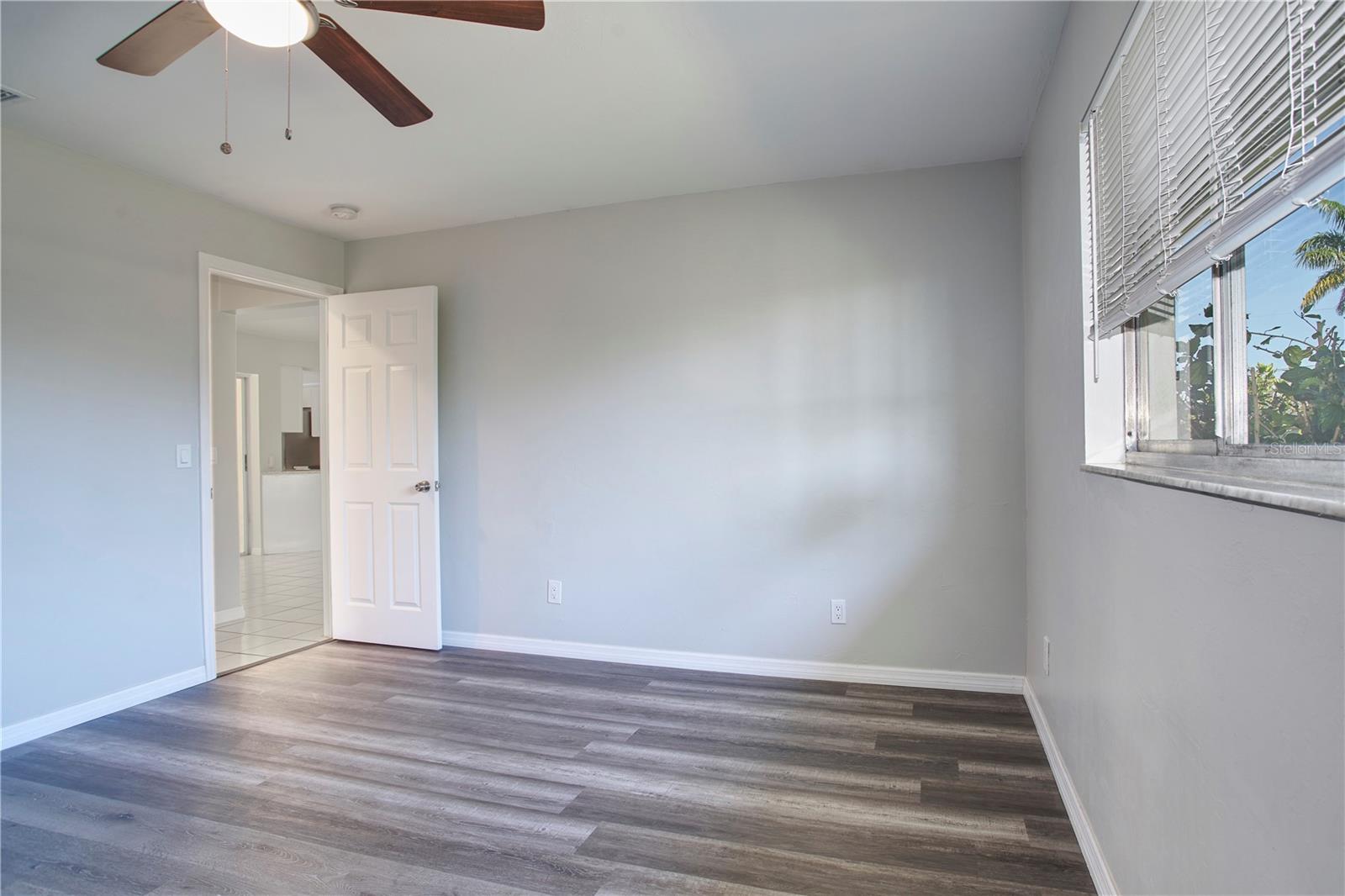 5213 SW 2ND PL, CAPE CORAL, FL, 33914