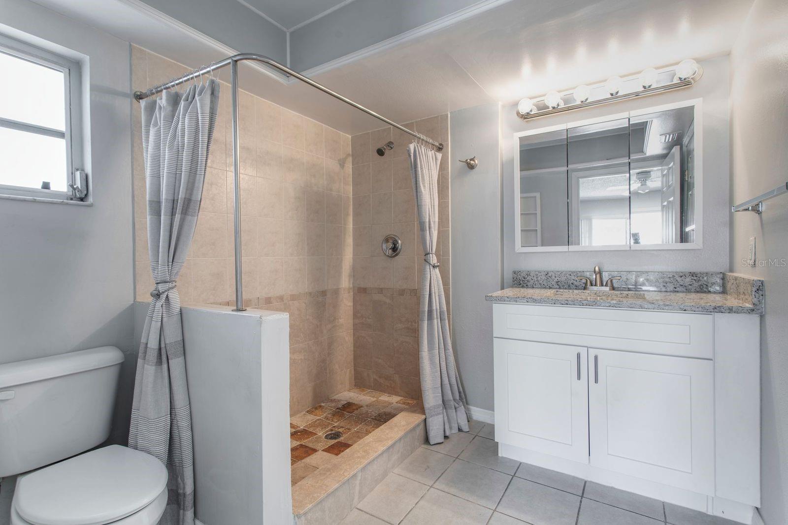 5213 SW 2ND PL, CAPE CORAL, FL, 33914