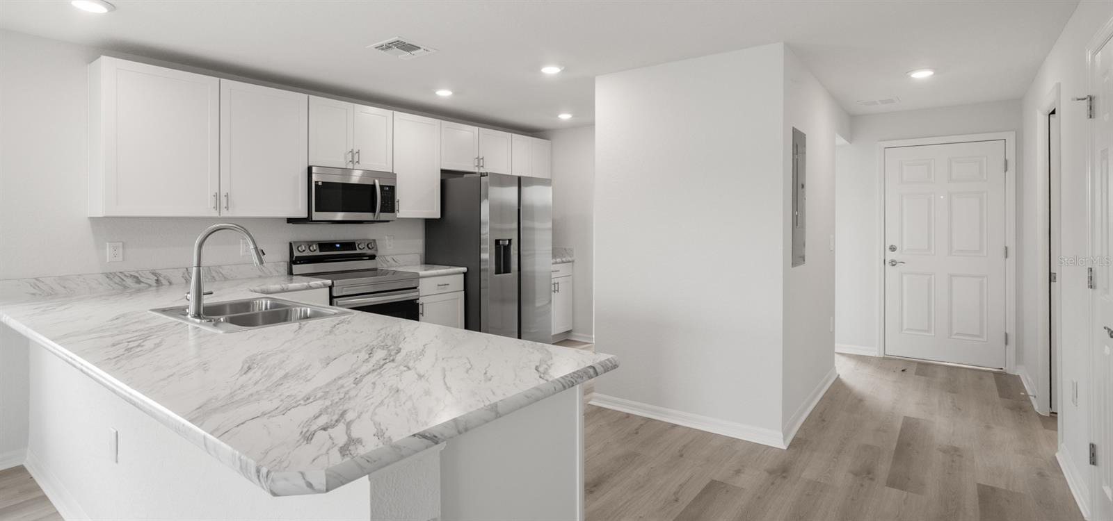 305 WHARF WAY, WINTER HAVEN, FL, 33881