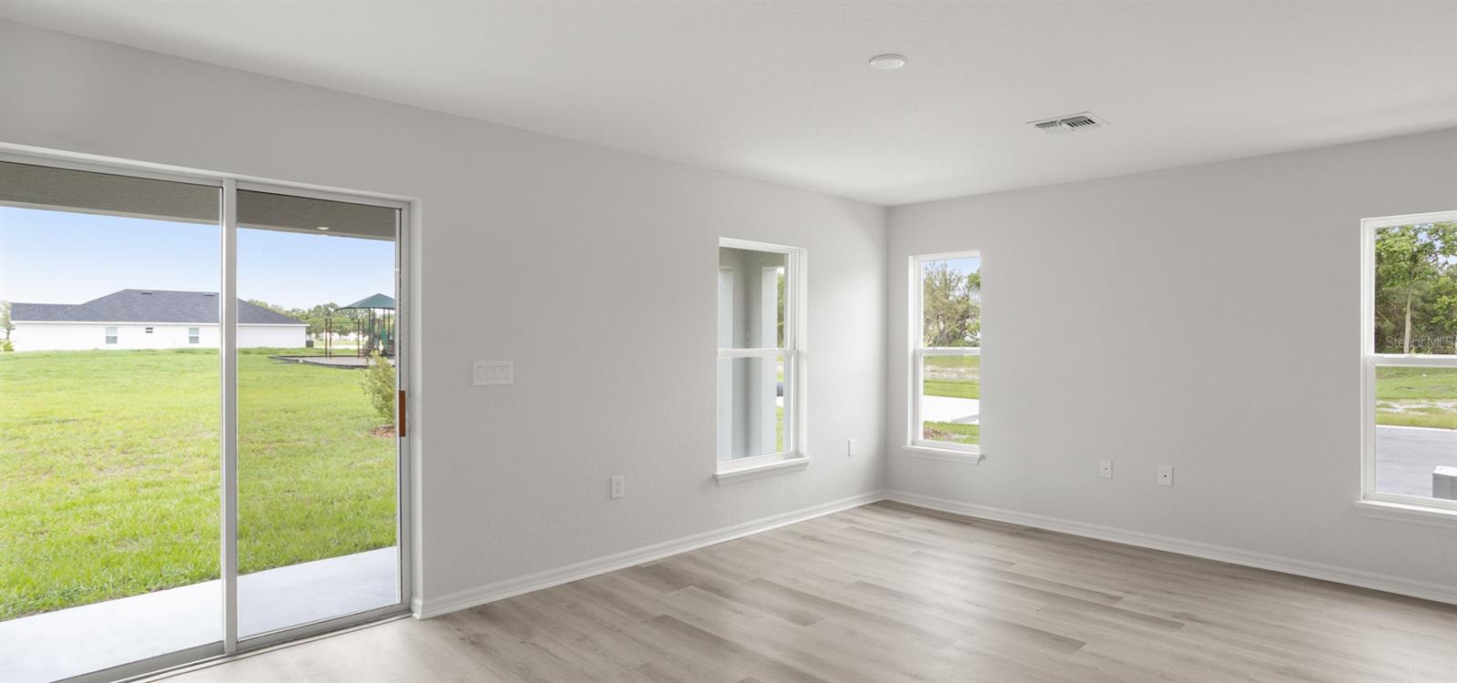 305 WHARF WAY, WINTER HAVEN, FL, 33881