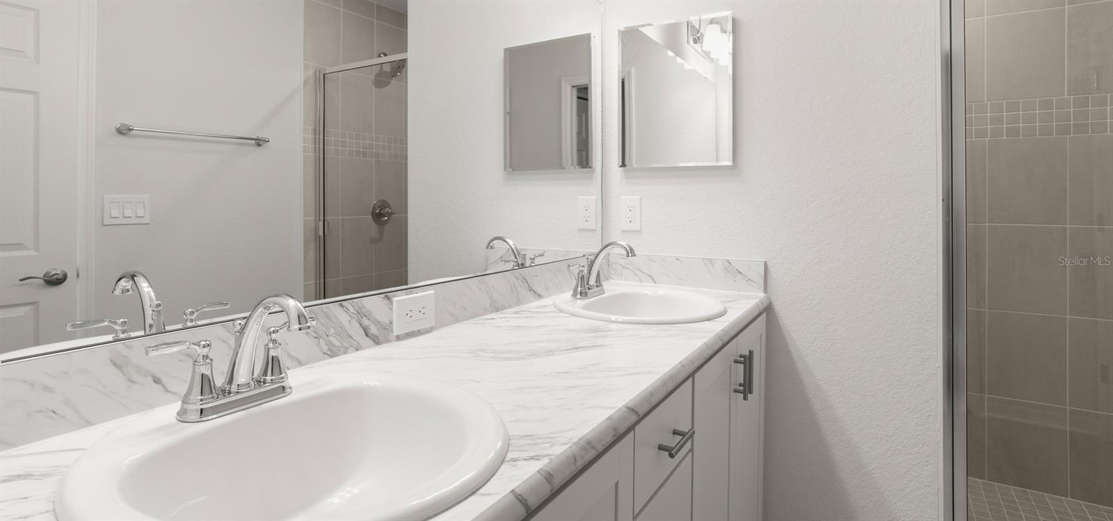 305 WHARF WAY, WINTER HAVEN, FL, 33881