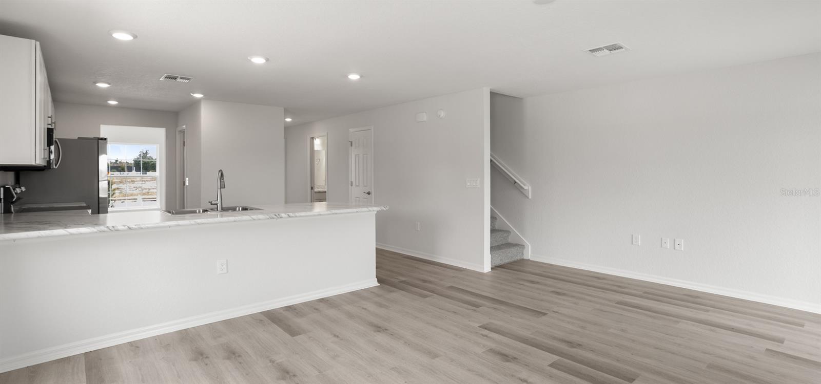 305 WHARF WAY, WINTER HAVEN, FL, 33881