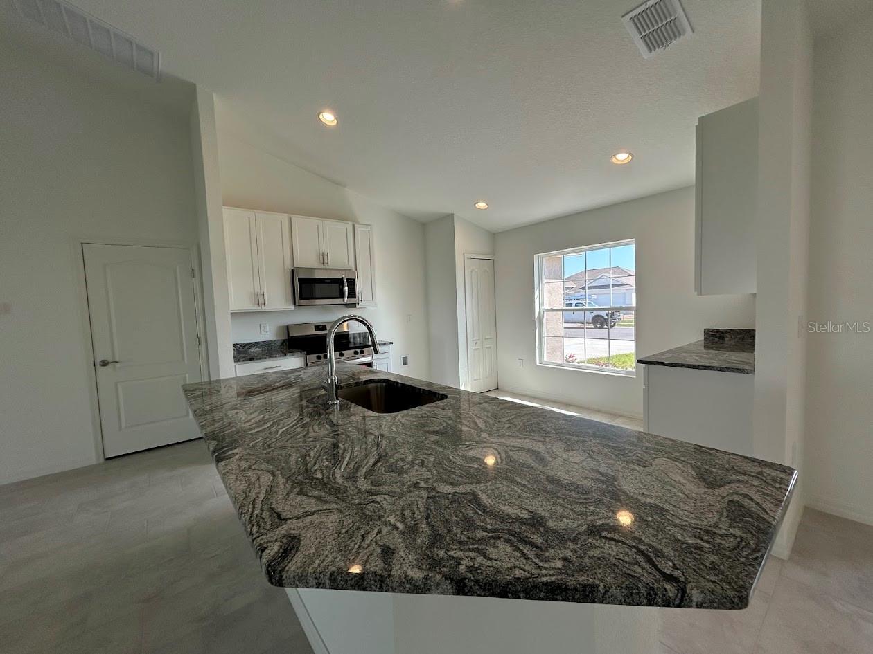 3324 BERKLEY DR, BARTOW, FL, 33830