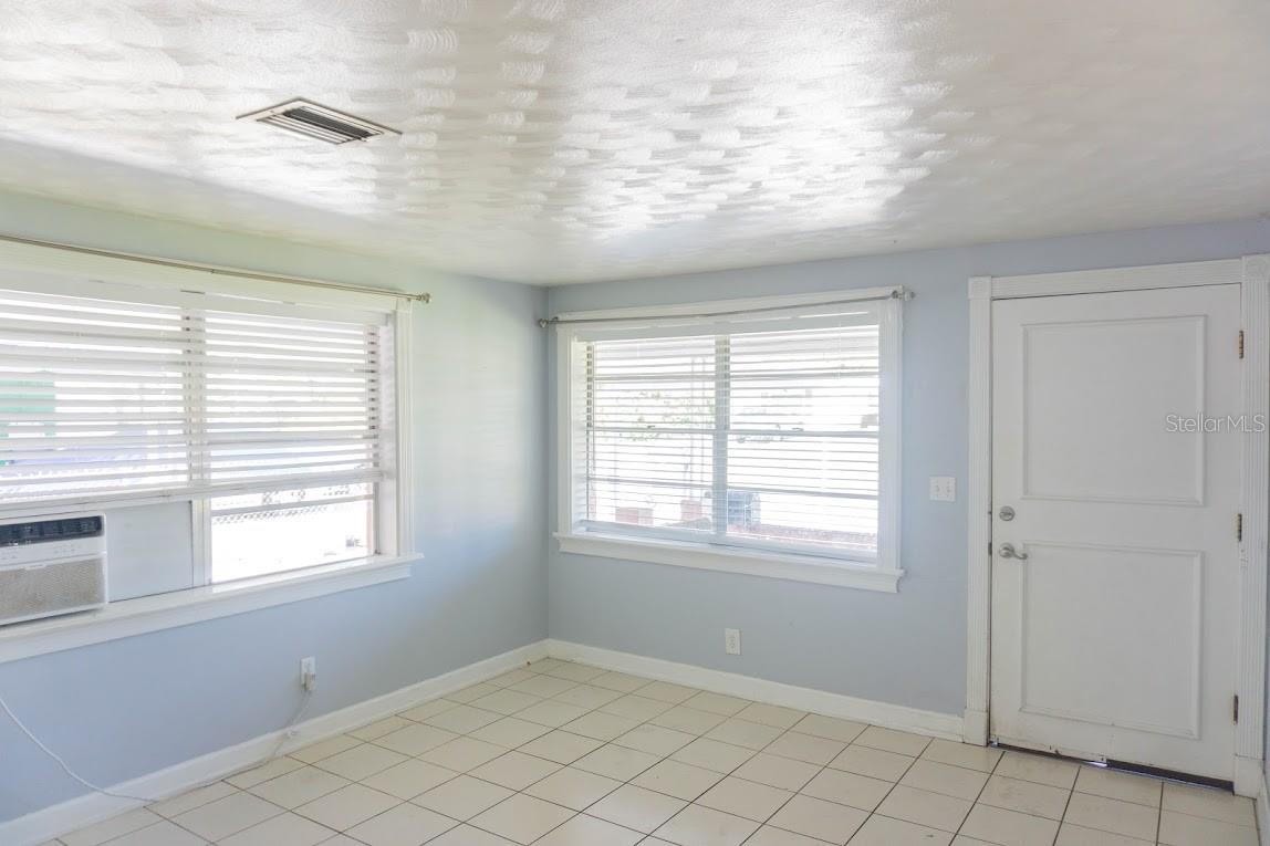 6018 W IDLEWILD AVE, TAMPA, FL, 33634