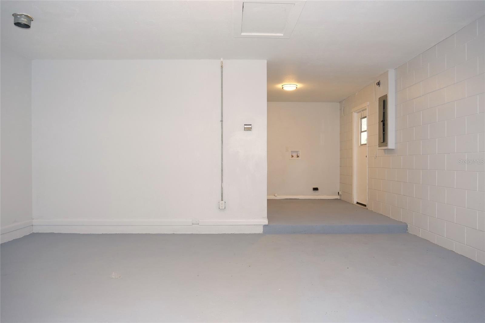 2516 LESTON CT, ORLANDO, FL, 32817