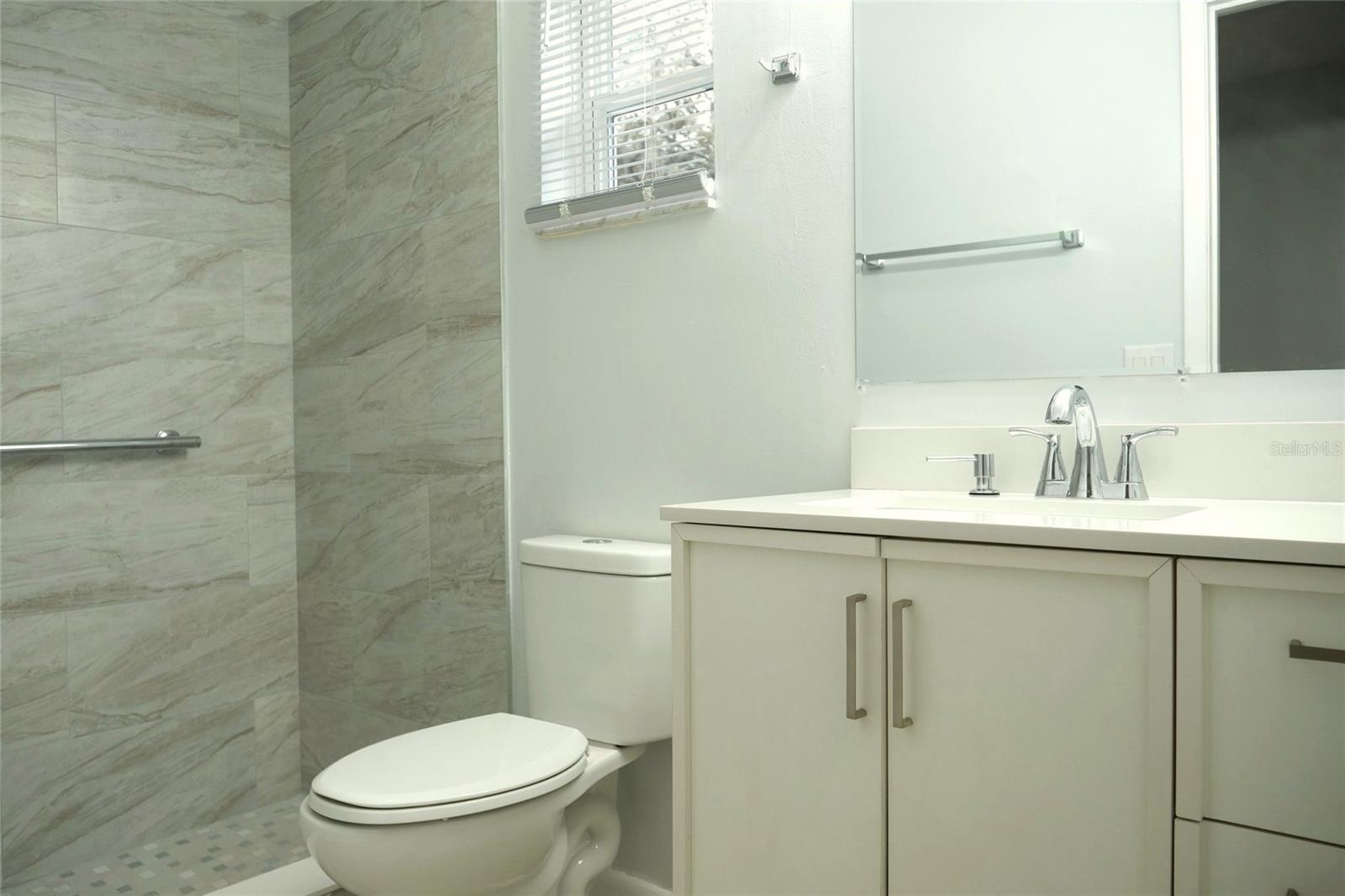 2516 LESTON CT, ORLANDO, FL, 32817