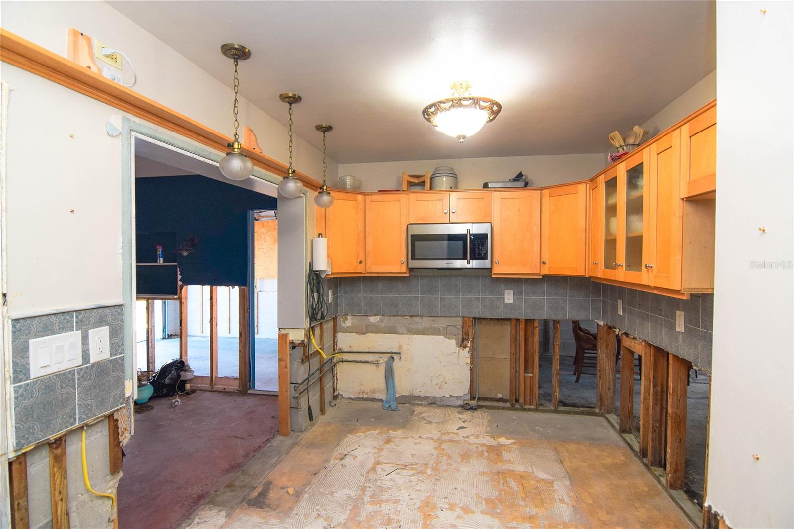 16006 2ND ST E, REDINGTON BEACH, FL, 33708