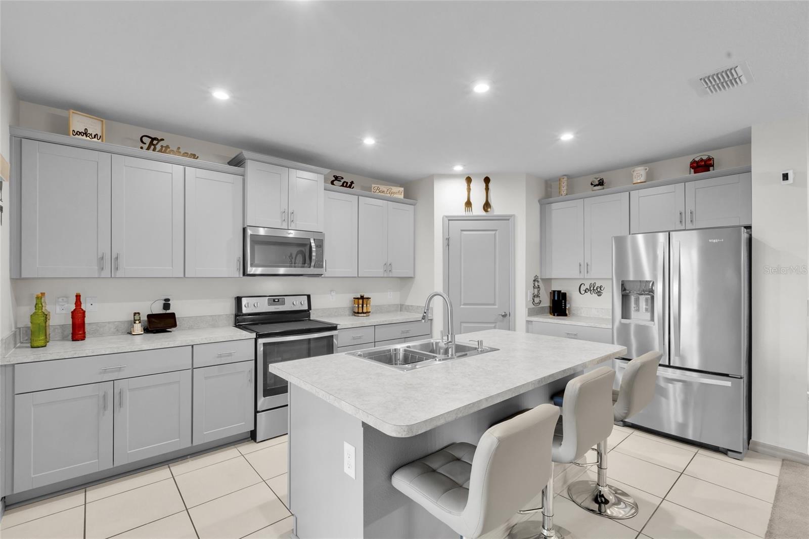 398 QUARRY ROCK CIR, KISSIMMEE, FL, 34758