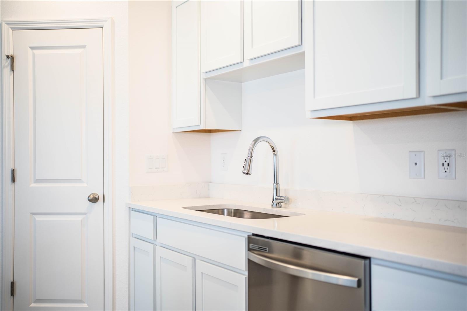 3835 ACADEMIA AVE, LAKELAND, FL, 33803