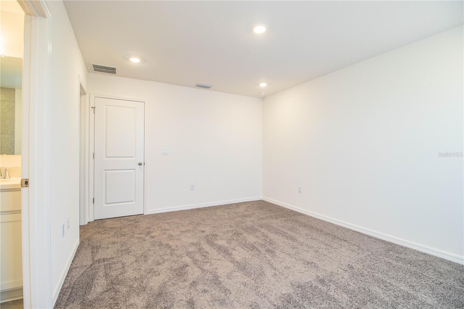 3835 ACADEMIA AVE, LAKELAND, FL, 33803