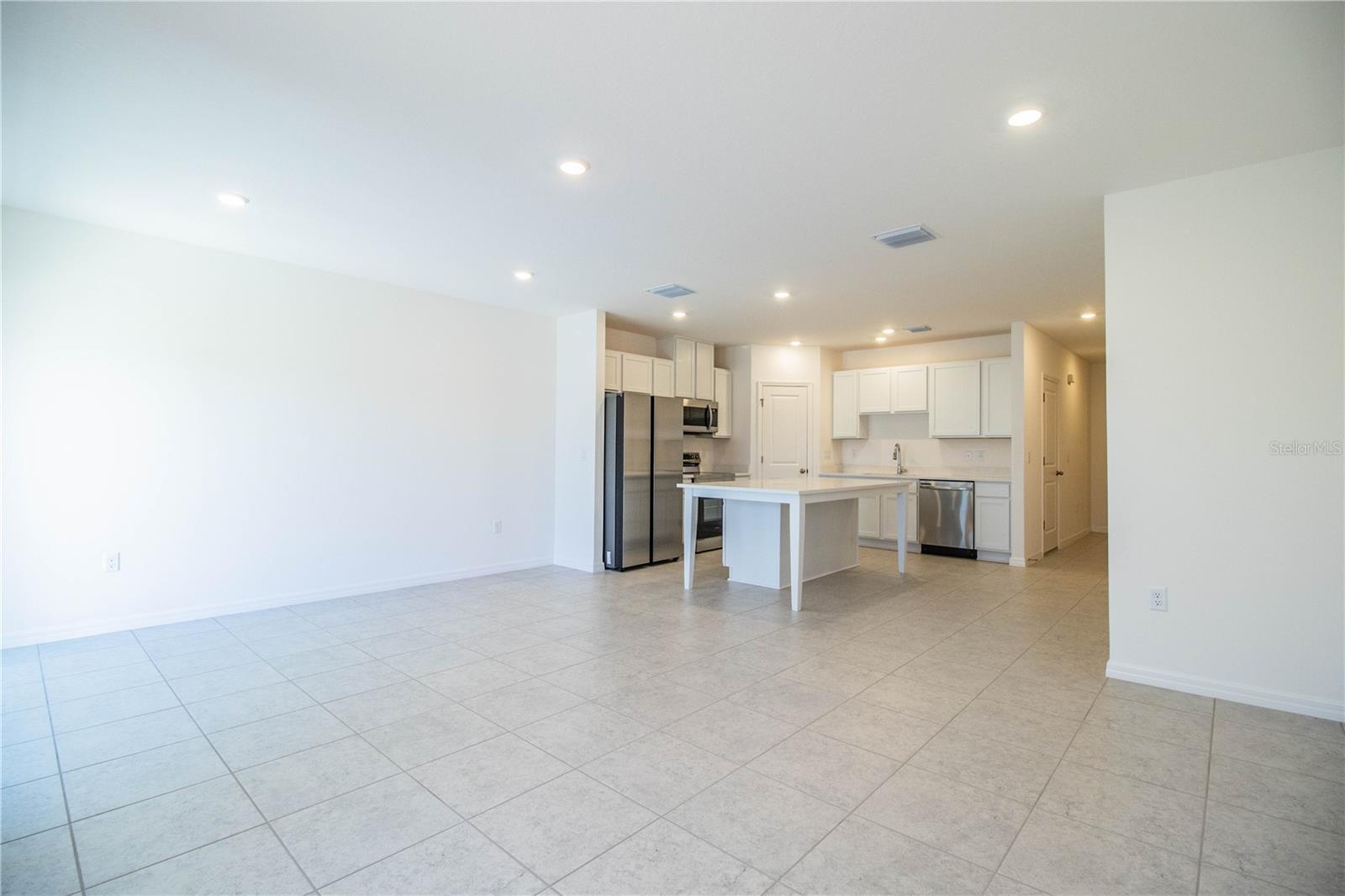 3835 ACADEMIA AVE, LAKELAND, FL, 33803