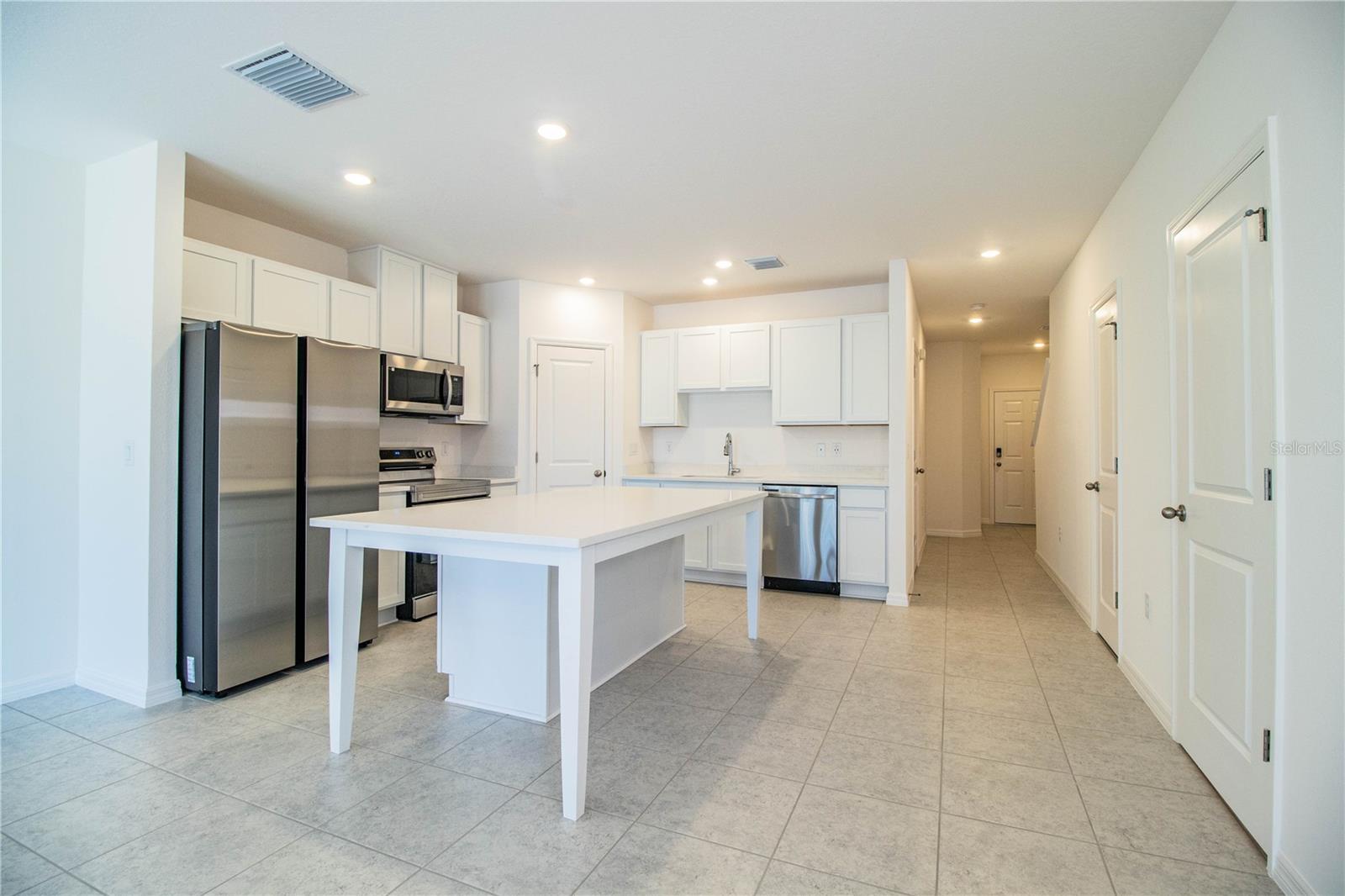 3835 ACADEMIA AVE, LAKELAND, FL, 33803