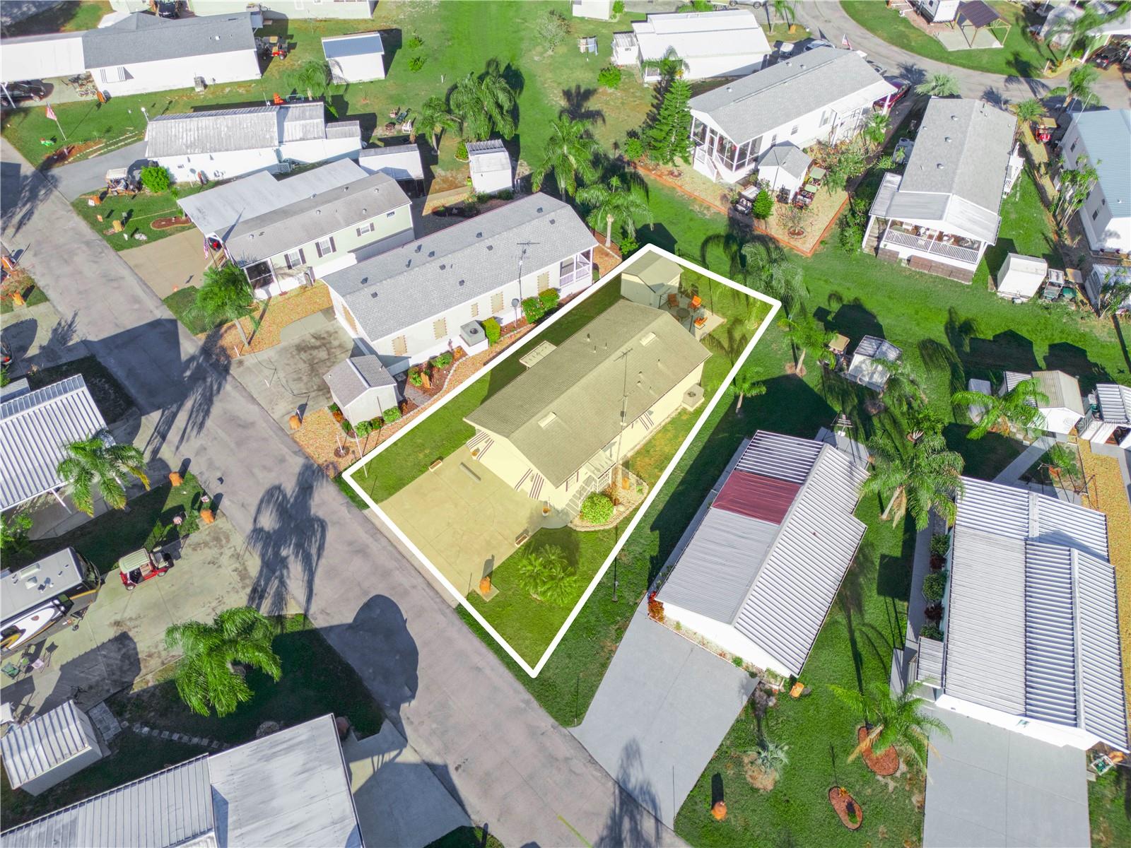 28 ROYAL COACHMAN ST, LAKE WALES, FL, 33898