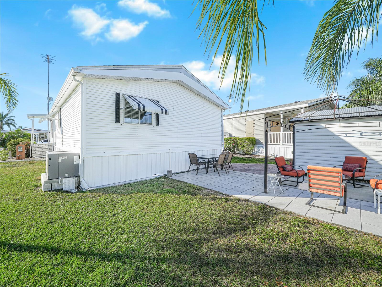 28 ROYAL COACHMAN ST, LAKE WALES, FL, 33898